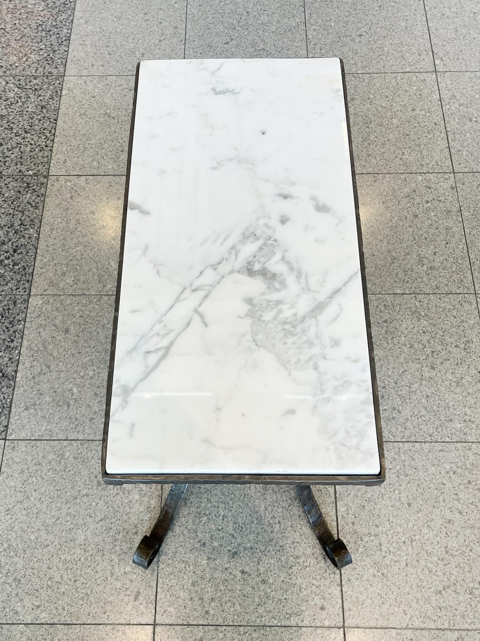 Hand-Crafted Custom Iron & White Carrara Marble Side Tables in the Style of René Drouet - A P For Sale