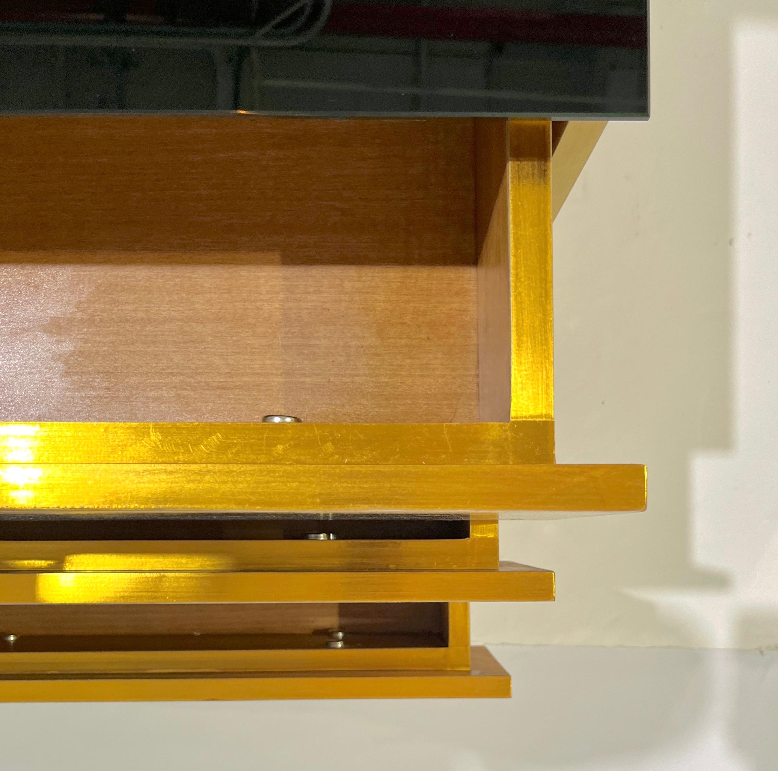 Maßgefertigte italienische bedruckte Pop-Art-Kommode/Sideboard aus Holz mit schwarzem und blauem Schmetterlingslack (Glas) im Angebot