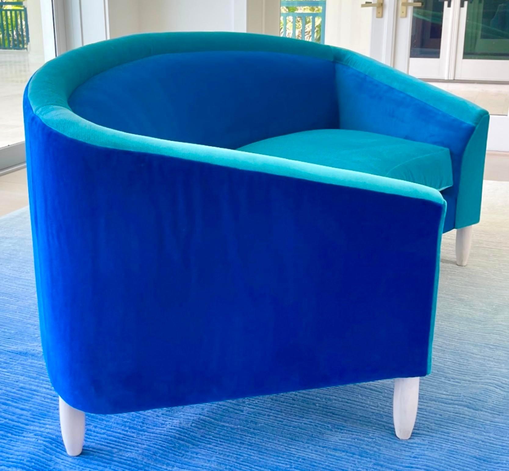 Custom Janie Molster Curved Velvet Color Block Sofa In Good Condition For Sale In west palm beach, FL