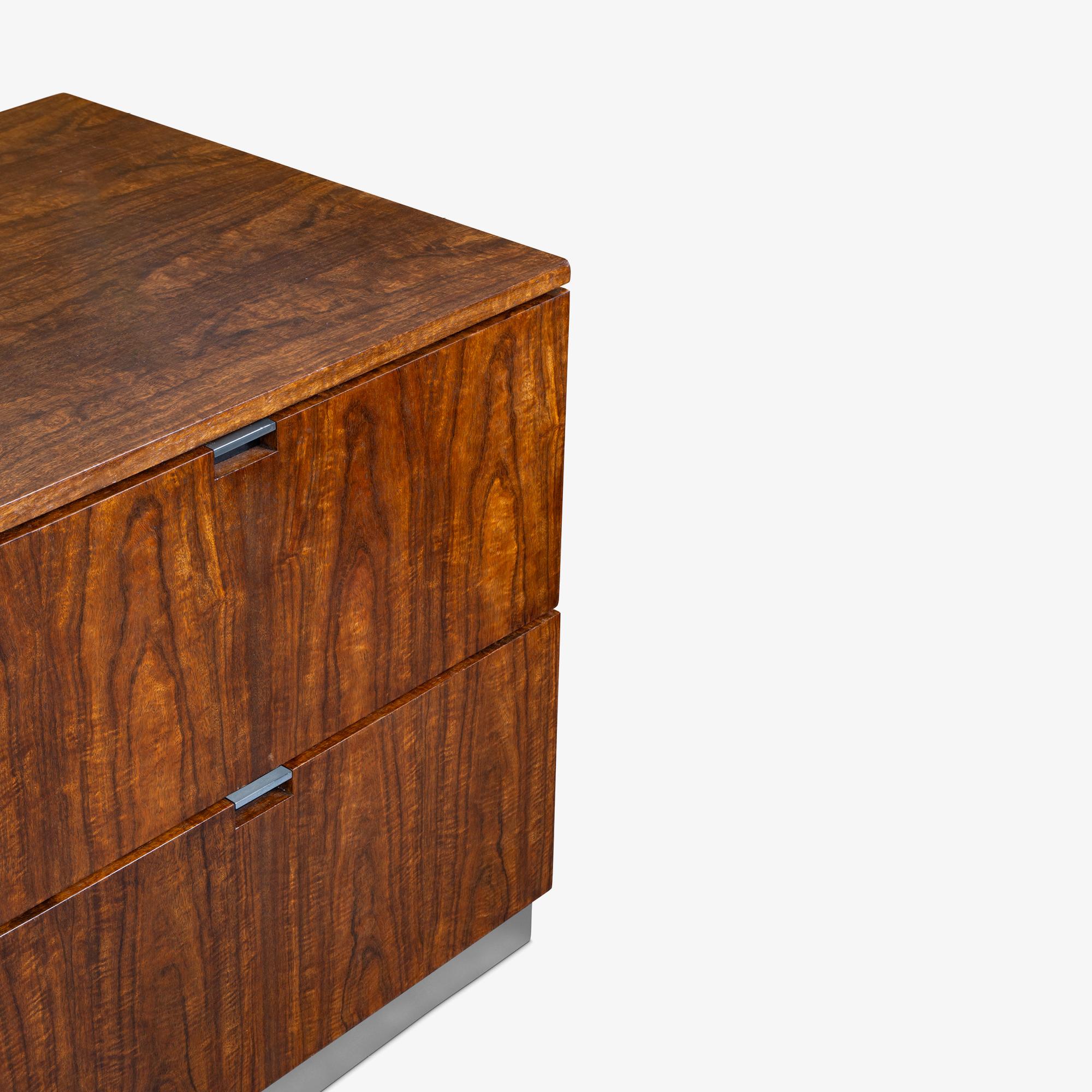 Custom Knoll 9' Executive Credenza Desk in Walnut & Chrome For Sale 6