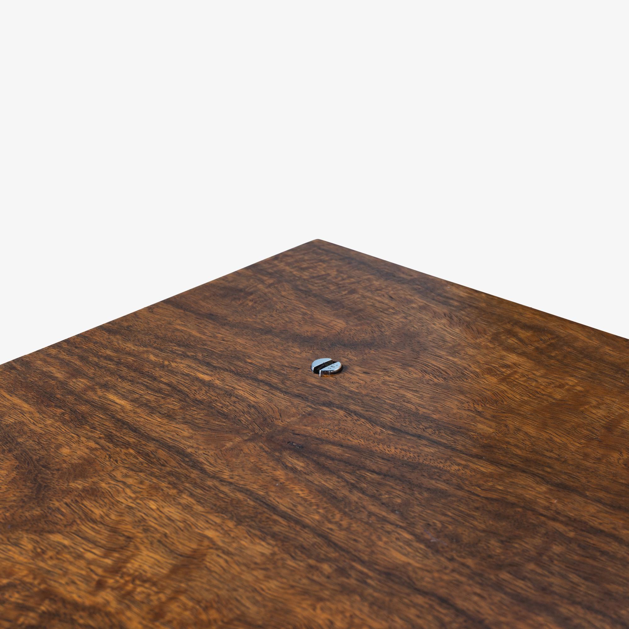 Custom Knoll 9' Executive Credenza Desk in Walnut & Chrome For Sale 3