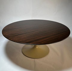 Table basse en ébène fabriquée sur mesure par Knoll