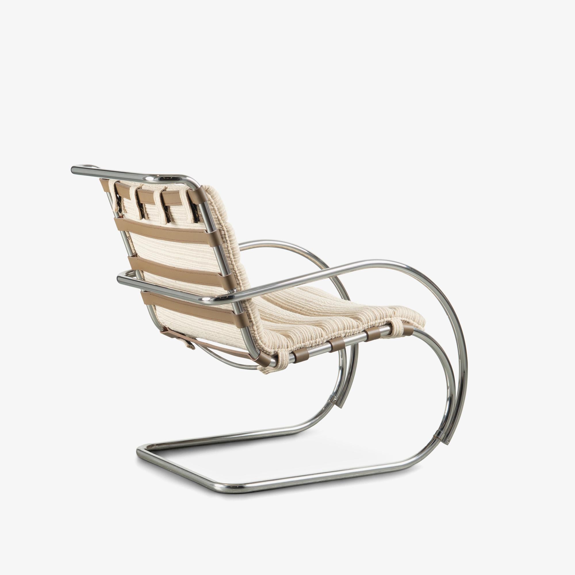 Américain Chaises longues Knoll Lounge Chairs en laine par Ludwig Mies van der Rohe, deux par deux en vente
