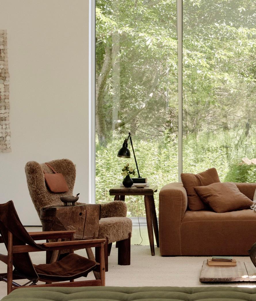 Maßgefertigter Kyuka-Stuhl mit Holz- und Lederdetails im Zustand „Neu“ im Angebot in New York, US
