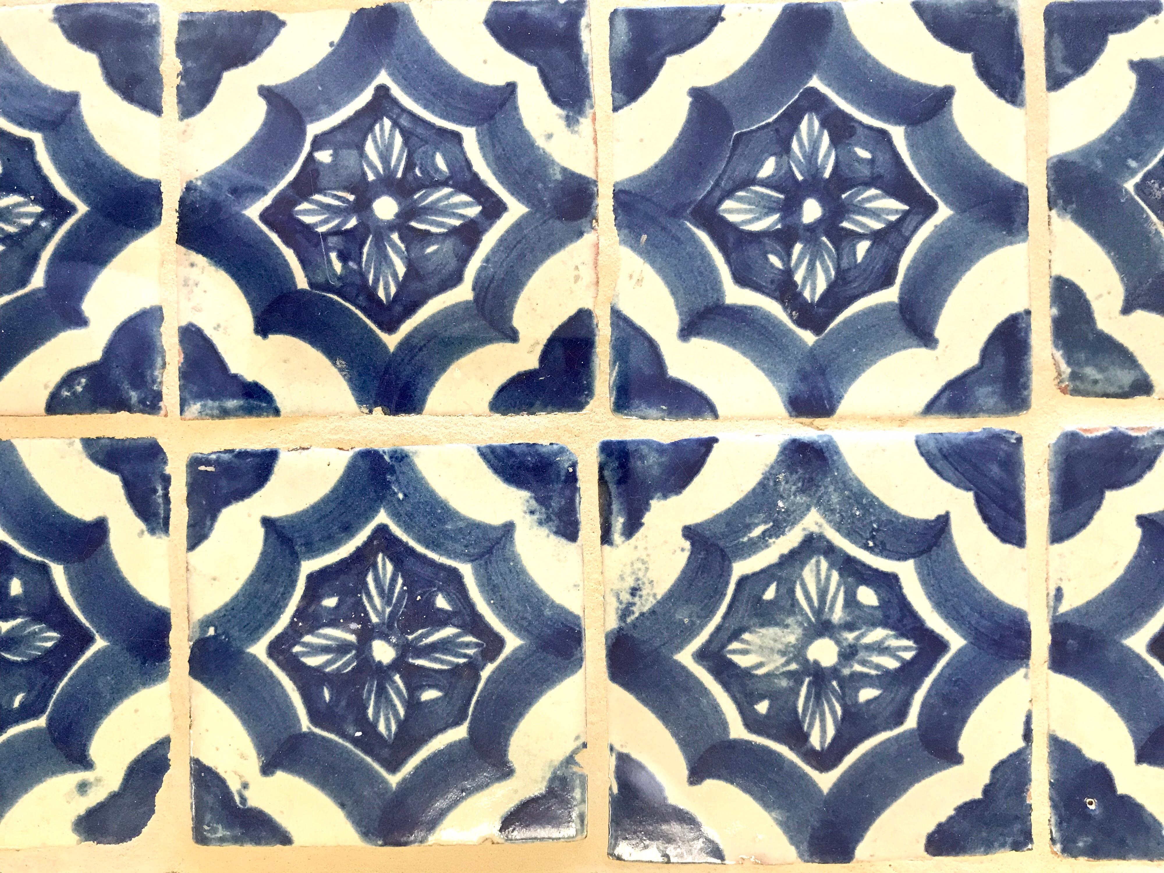 Custom Large Round Spanish Mosaic Tile Top Dining Table In Good Condition In West Hartford, CT