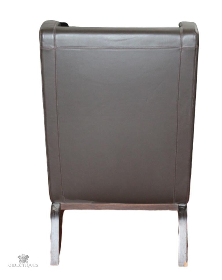 Chaise d'appoint en cuir sur mesure dans un riche cuir marron en vente 1