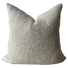 Coussin personnalisé en lin et laine en flanque avec insert de plumes de duvet