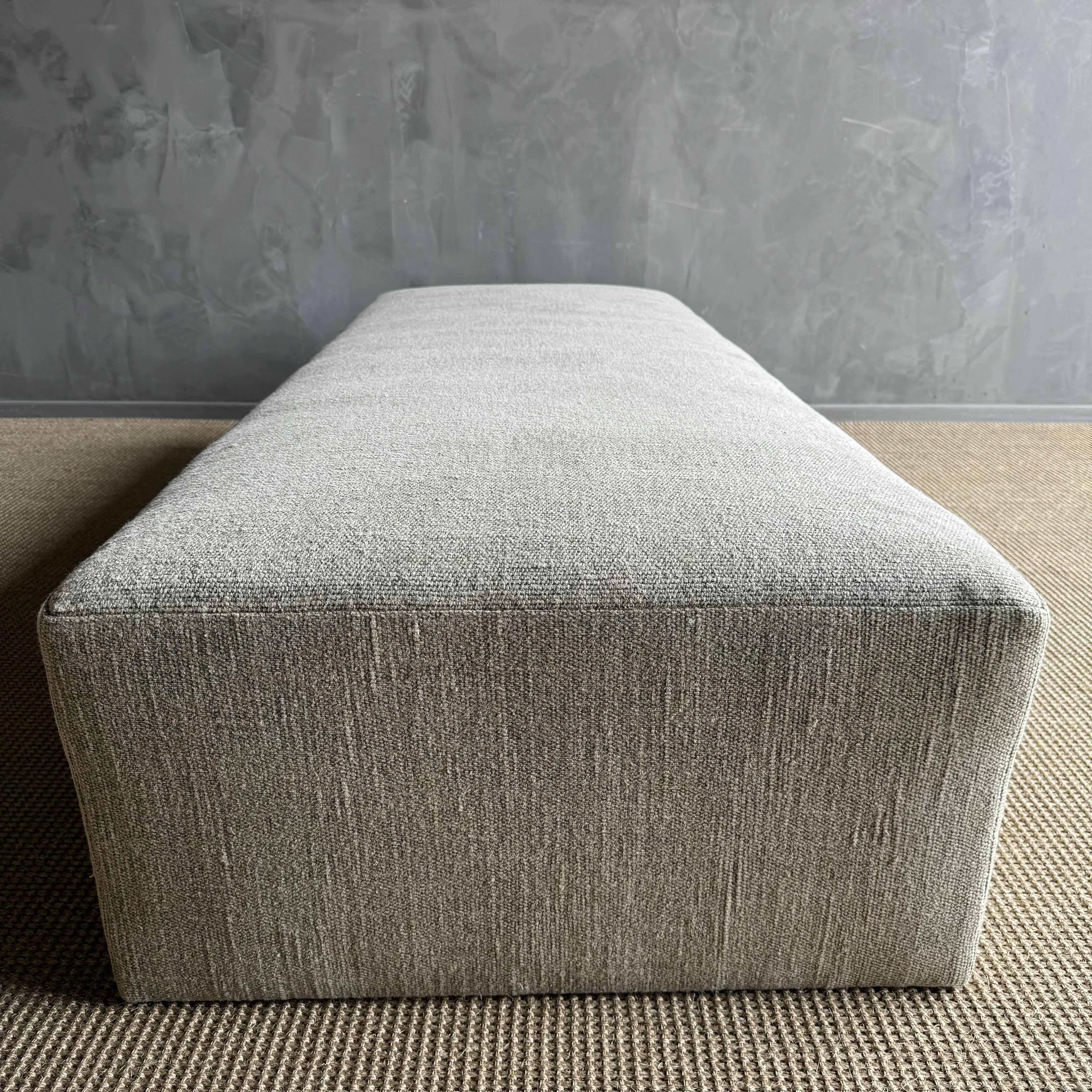 Custom Linen Ottoman with Waterfall Table For Sale 3