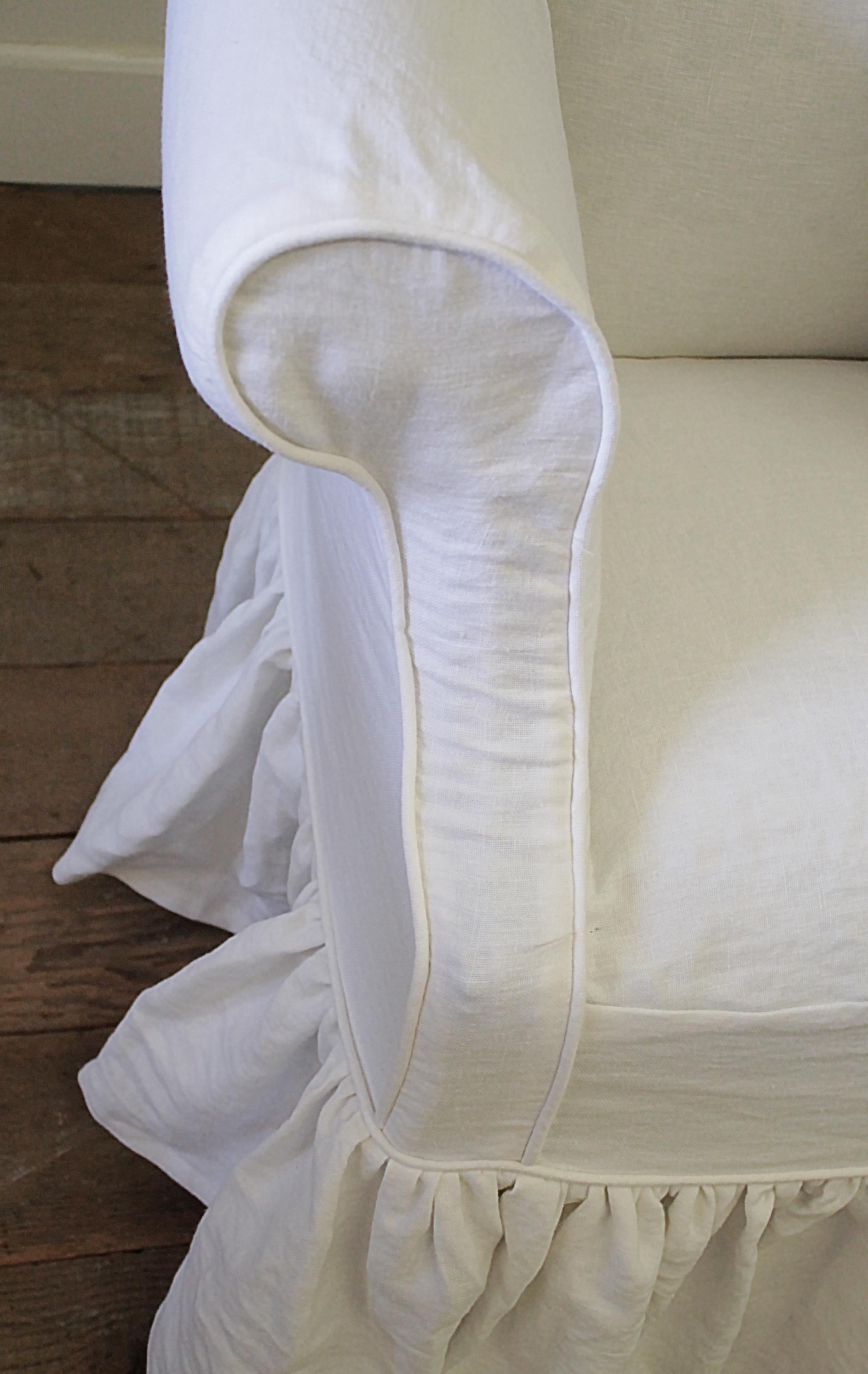 Custom Linen Slip Covered Vintage Petite Sofa in Toile In Good Condition In Brea, CA