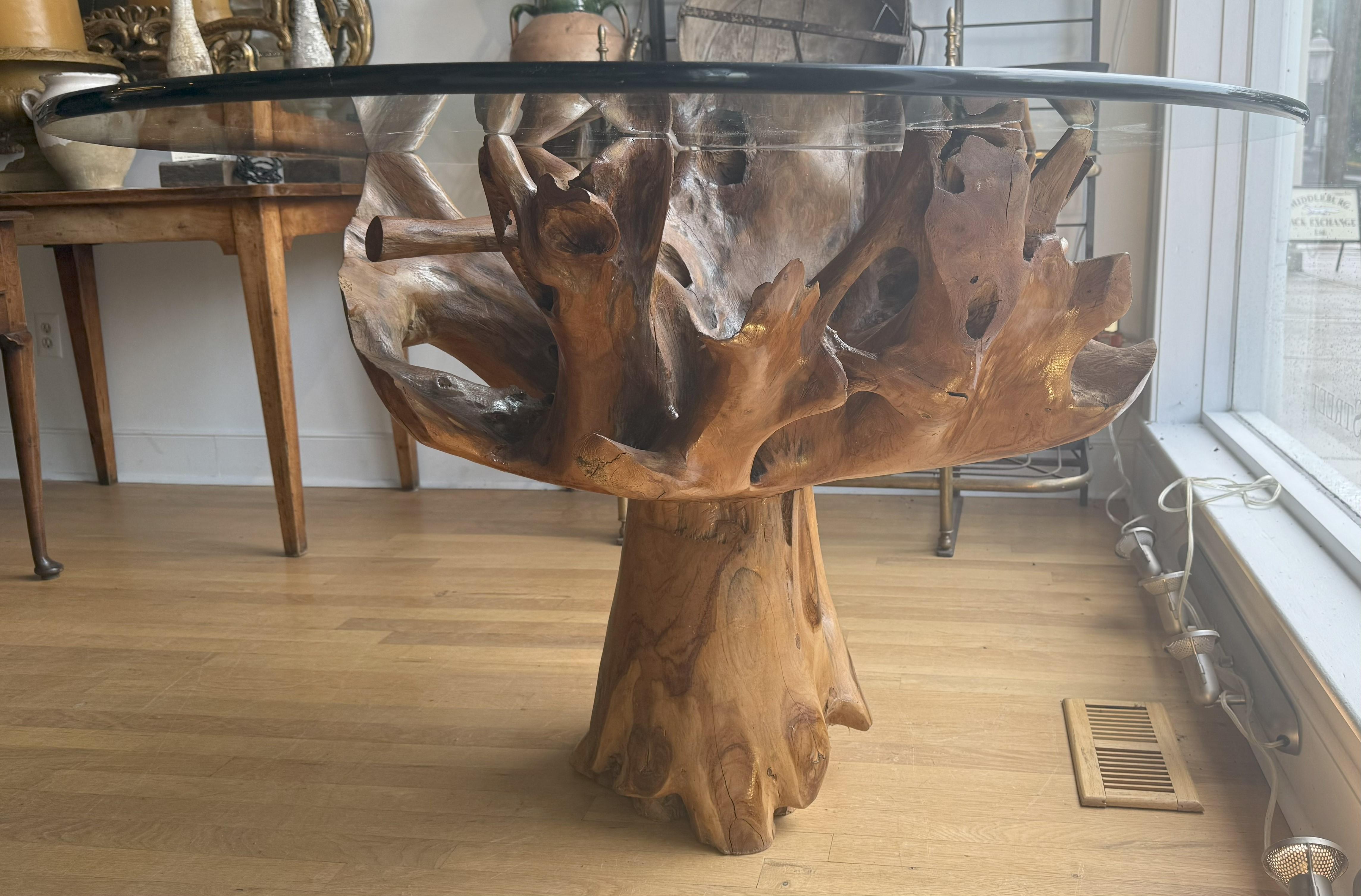 Individueller Esstisch aus Zedernholz und Glas von Hastening Designs, 2025 (Organische Moderne) im Angebot
