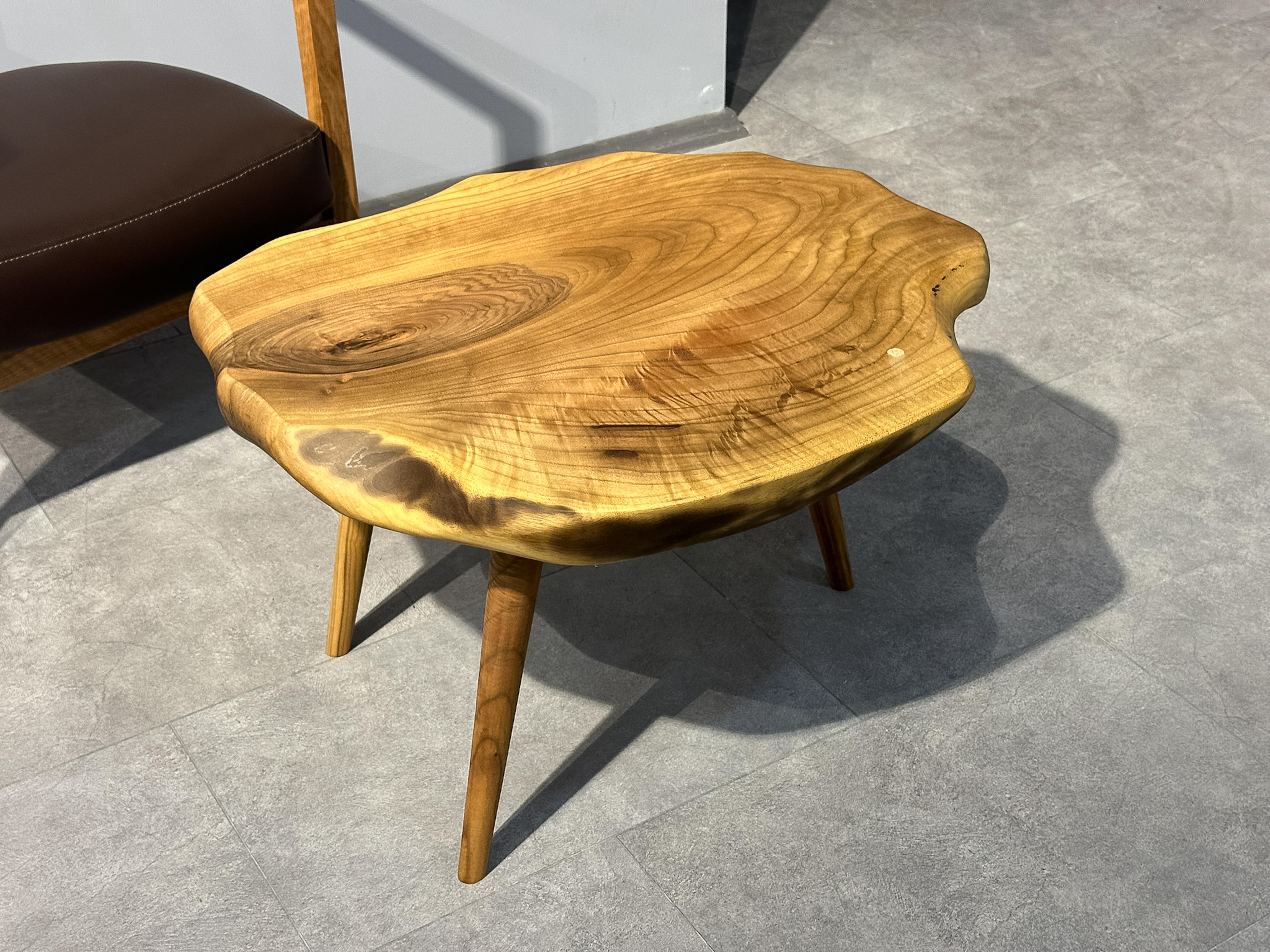 Tavolino in legno duro - Tavolino in Wood - Tavolo da centro personalizzato in vendita 2