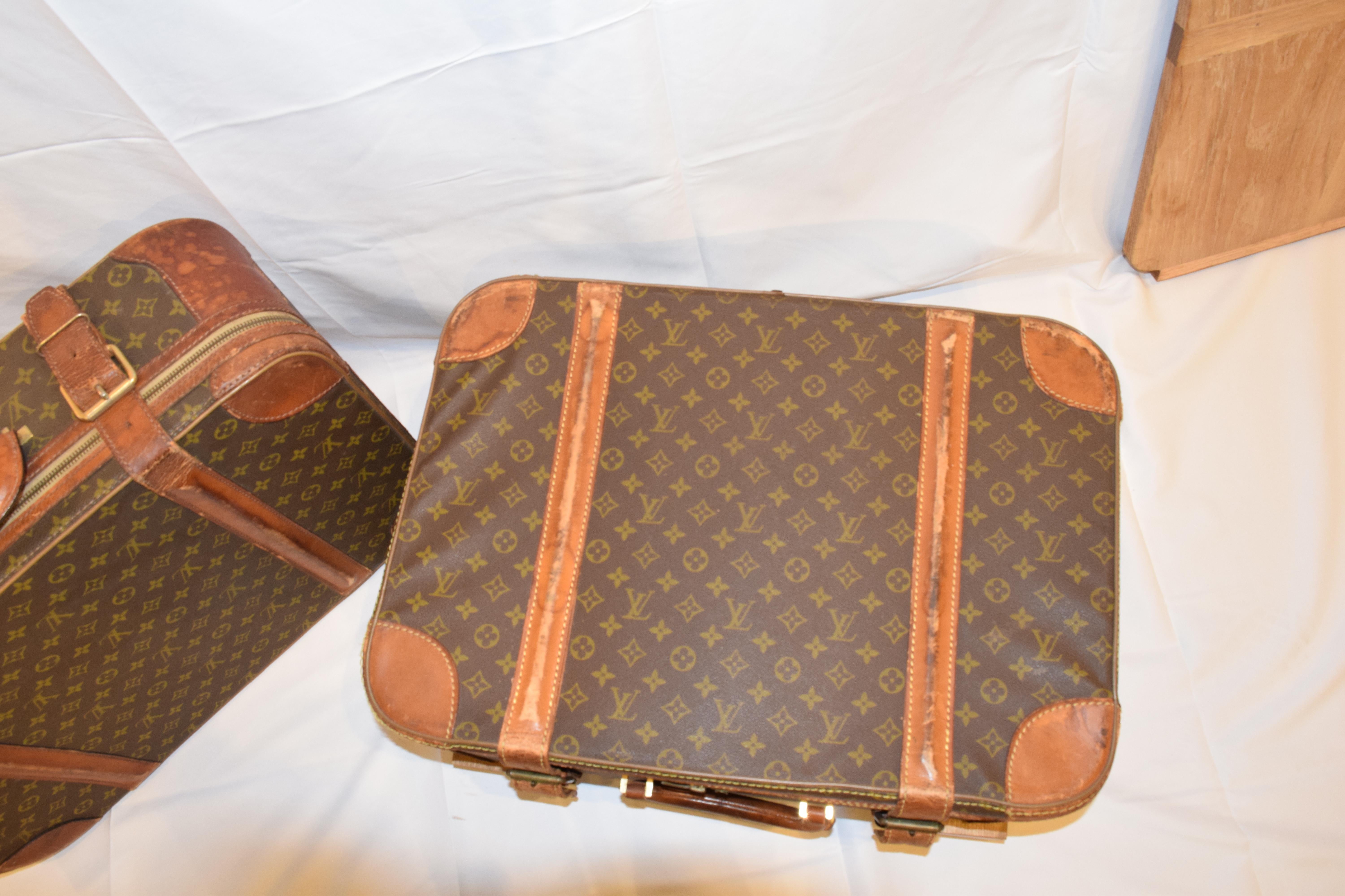 Custom Louis Vuitton Luggage Table 6