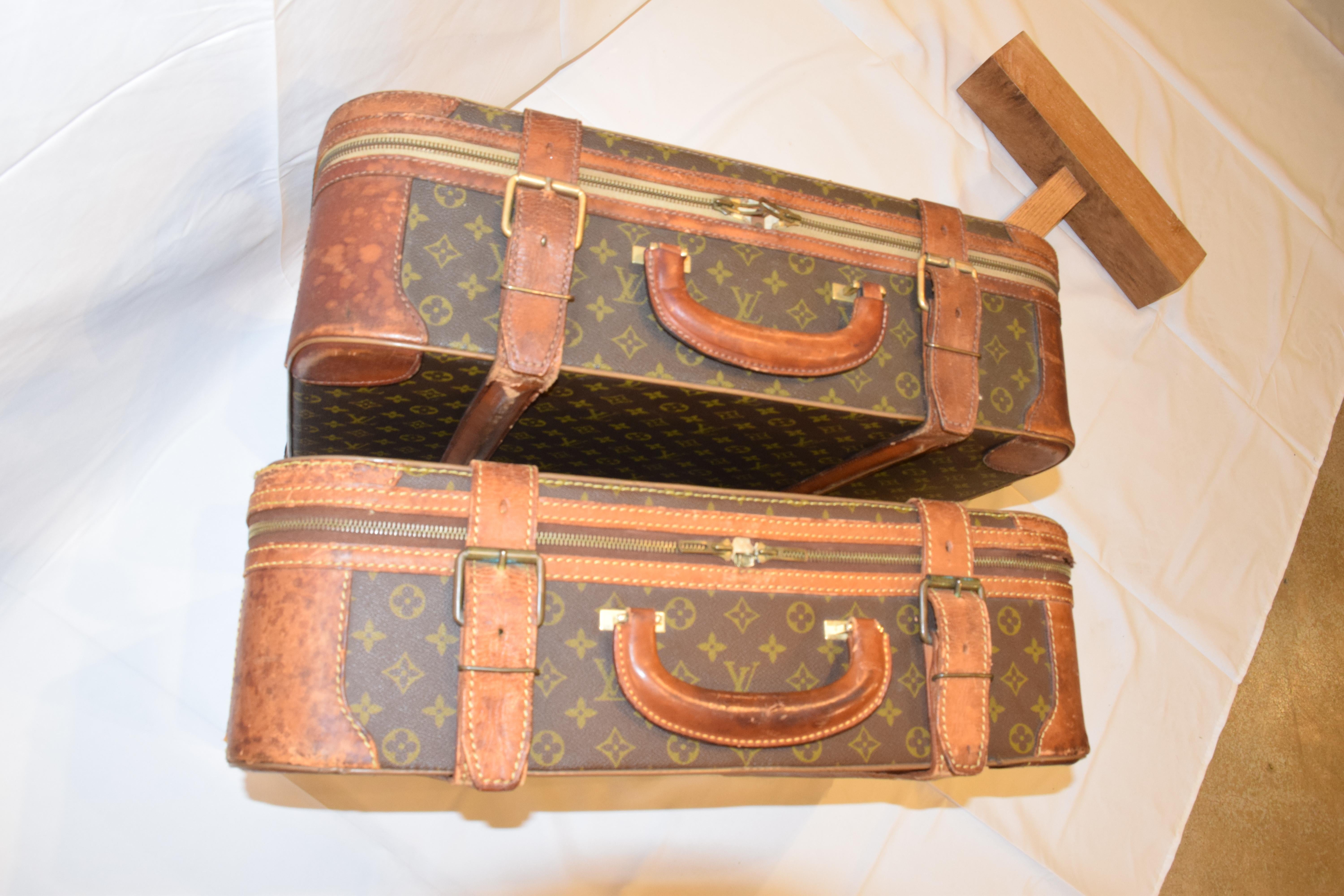 Custom Louis Vuitton Luggage Table 7