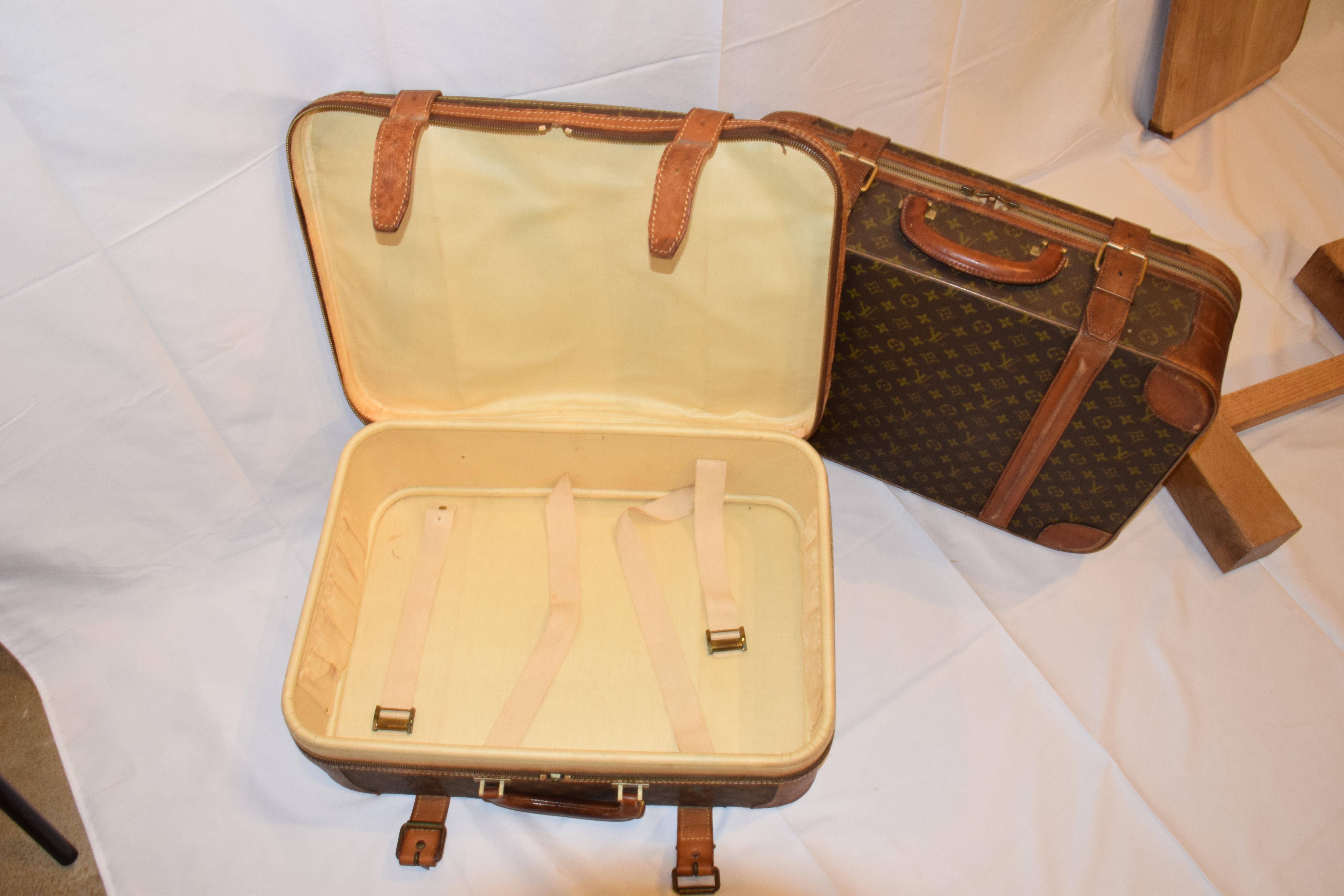 Custom Louis Vuitton Luggage Table 8