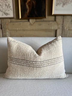 Cuscino lombare personalizzato realizzato con tessuti di canapa a strisce vintage