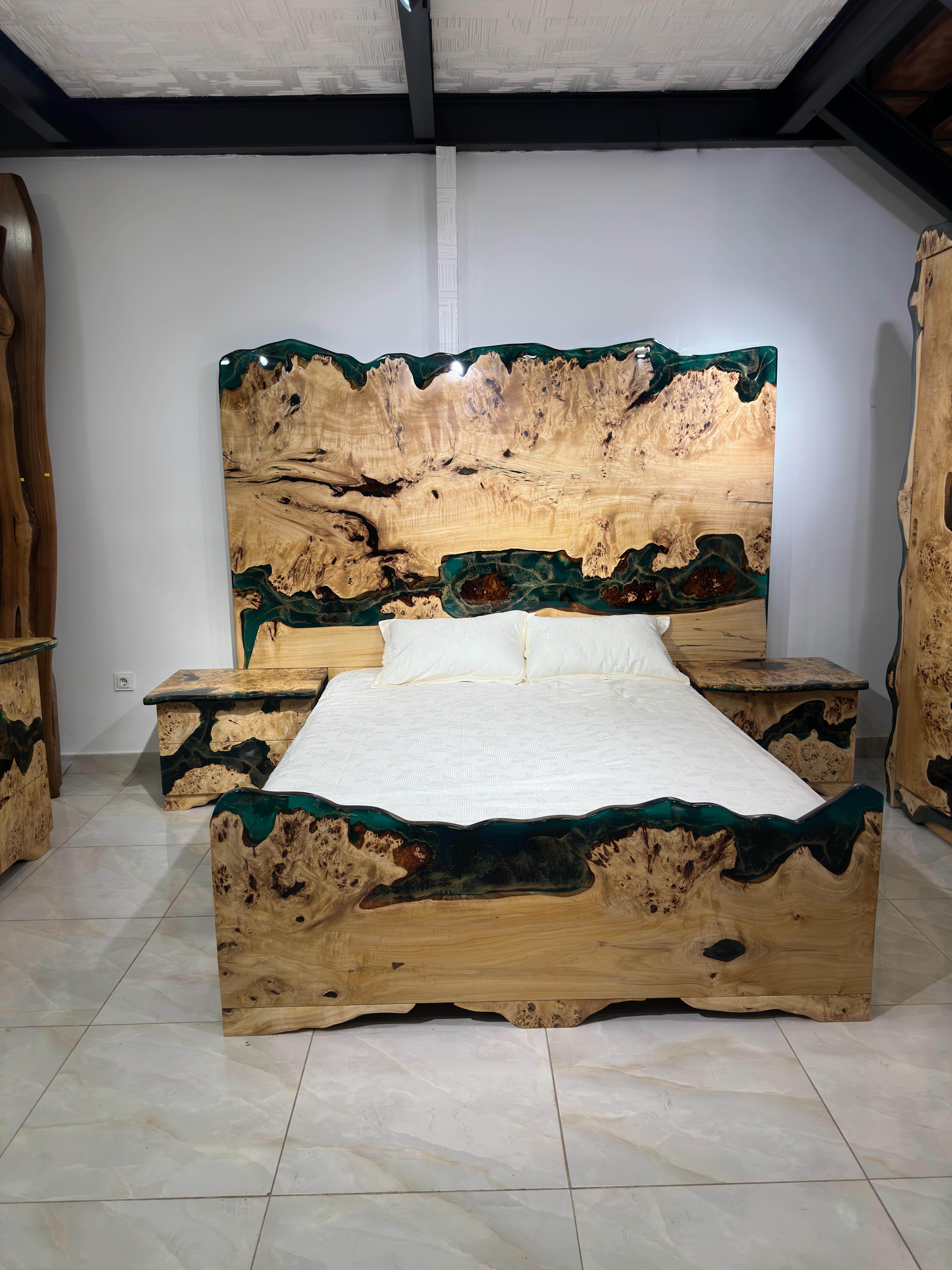 Custom Luxury Natural Wood Epoxy Bedroom Set For Sale 5