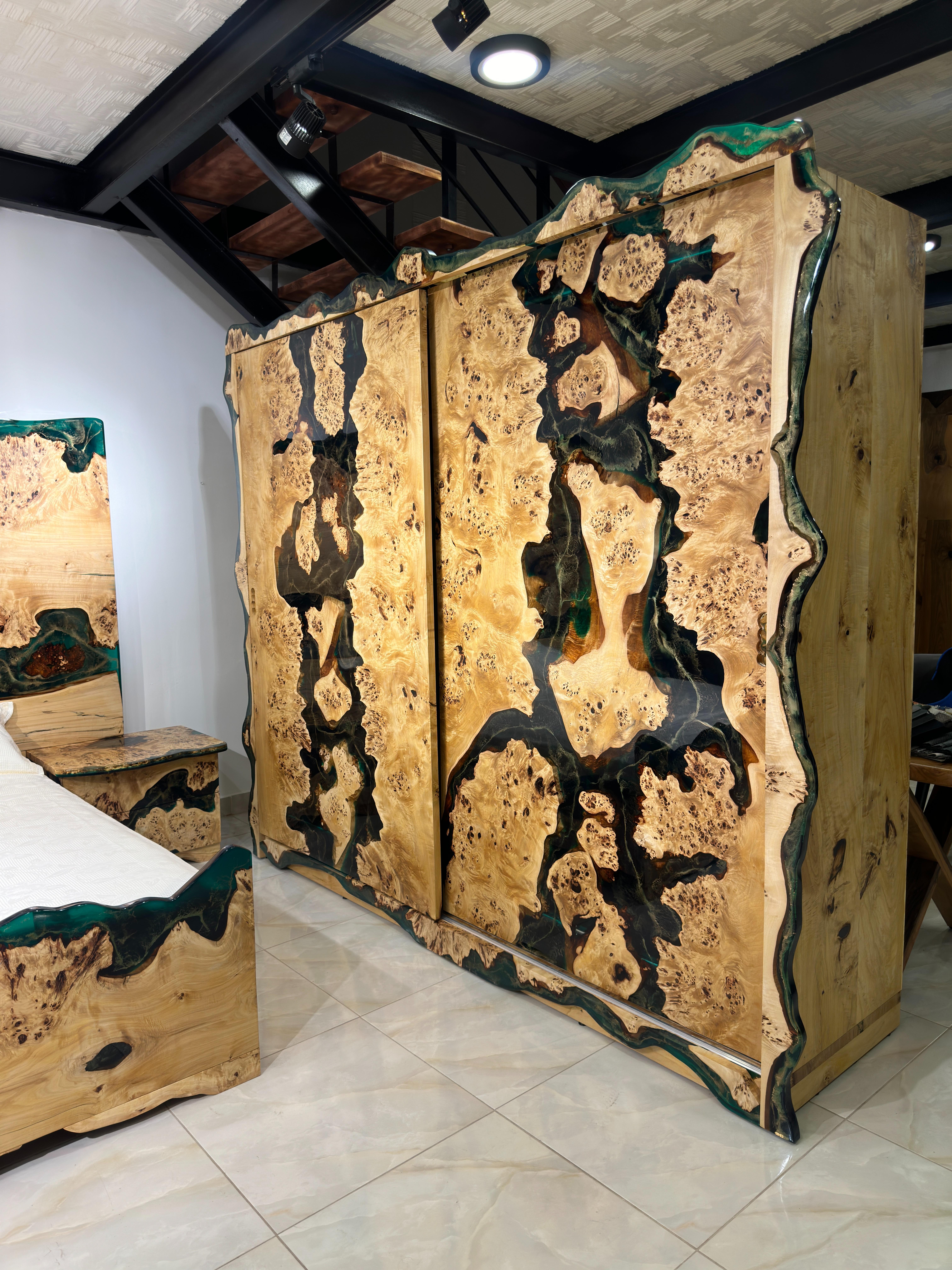 Custom Luxury Natural Wood Epoxy Bedroom Set For Sale 6