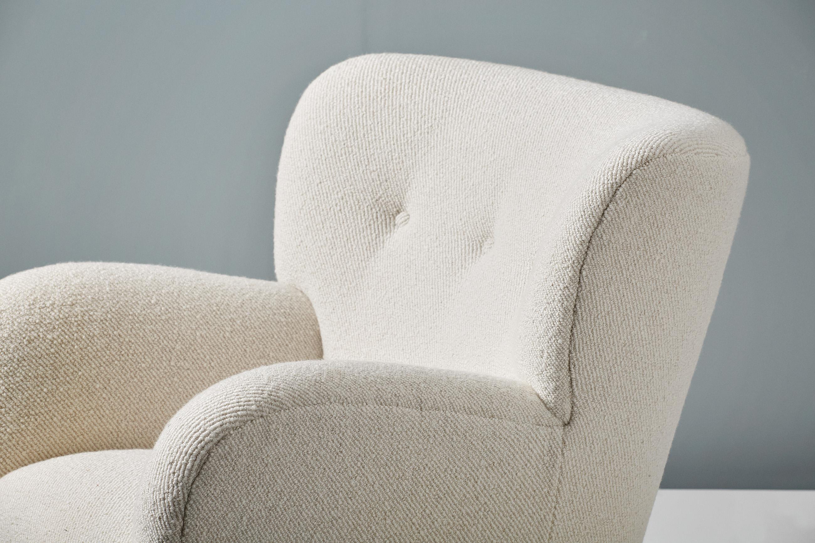 Laine Fauteuil de salon en bouclette fait sur mesure de style des années 1940 en vente