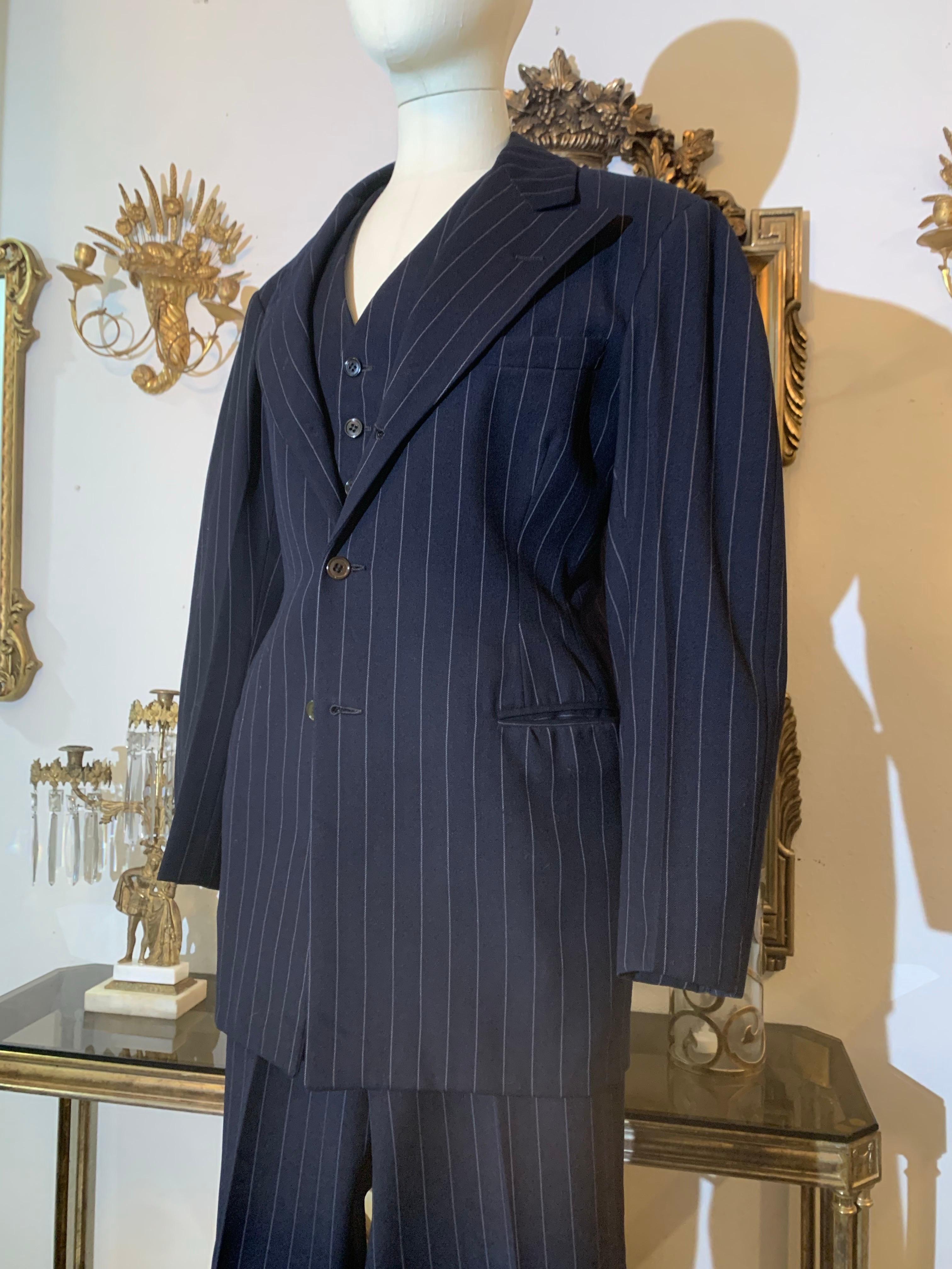 Custom-Made 1947 Pinstripe Black Wool Dandy Style Men's Wear 3-Piece Suit For Sale 3