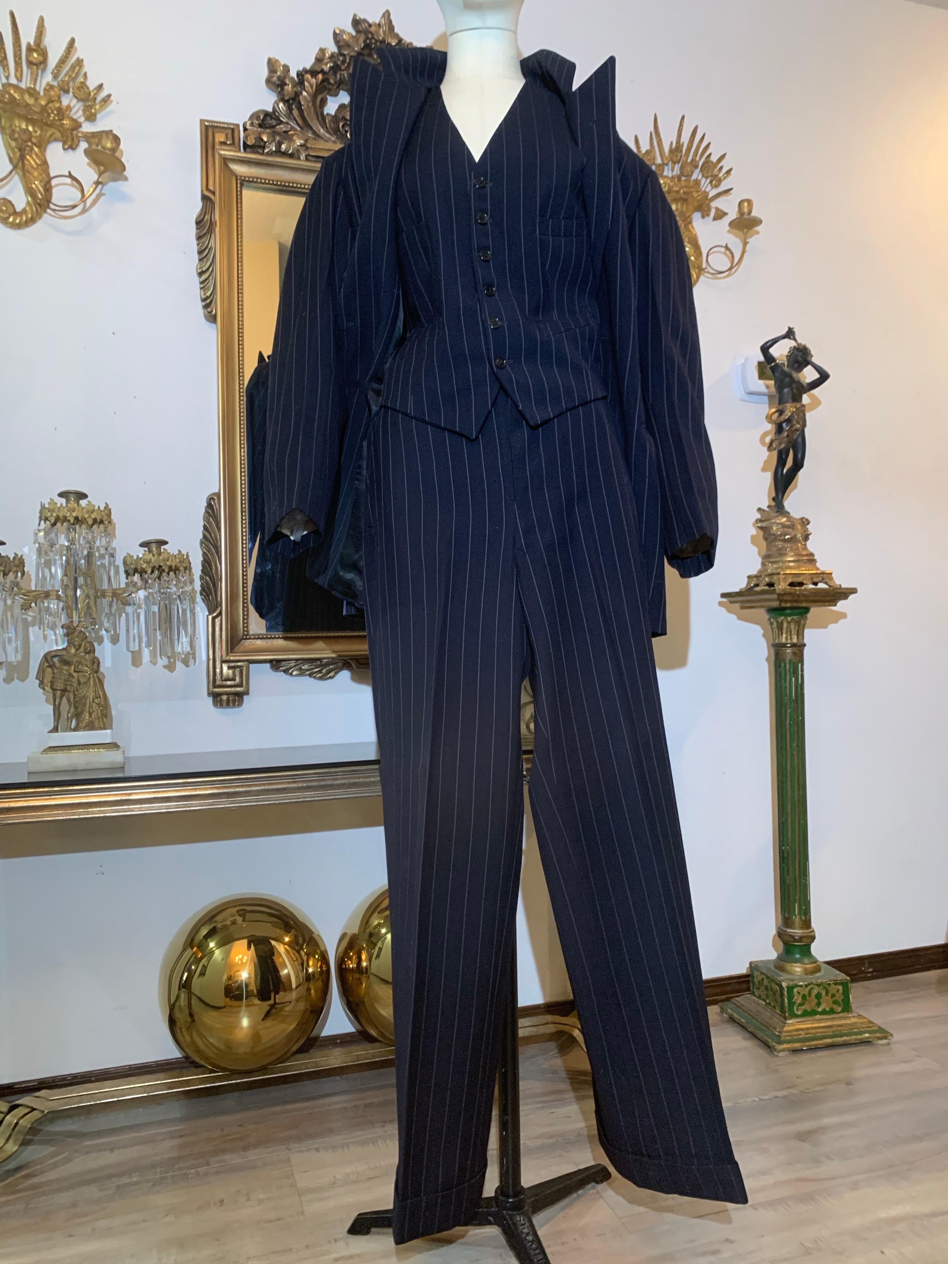 Custom-Made 1947 Pinstripe Black Wool Dandy Style Men's Wear 3-Piece Suit For Sale 4