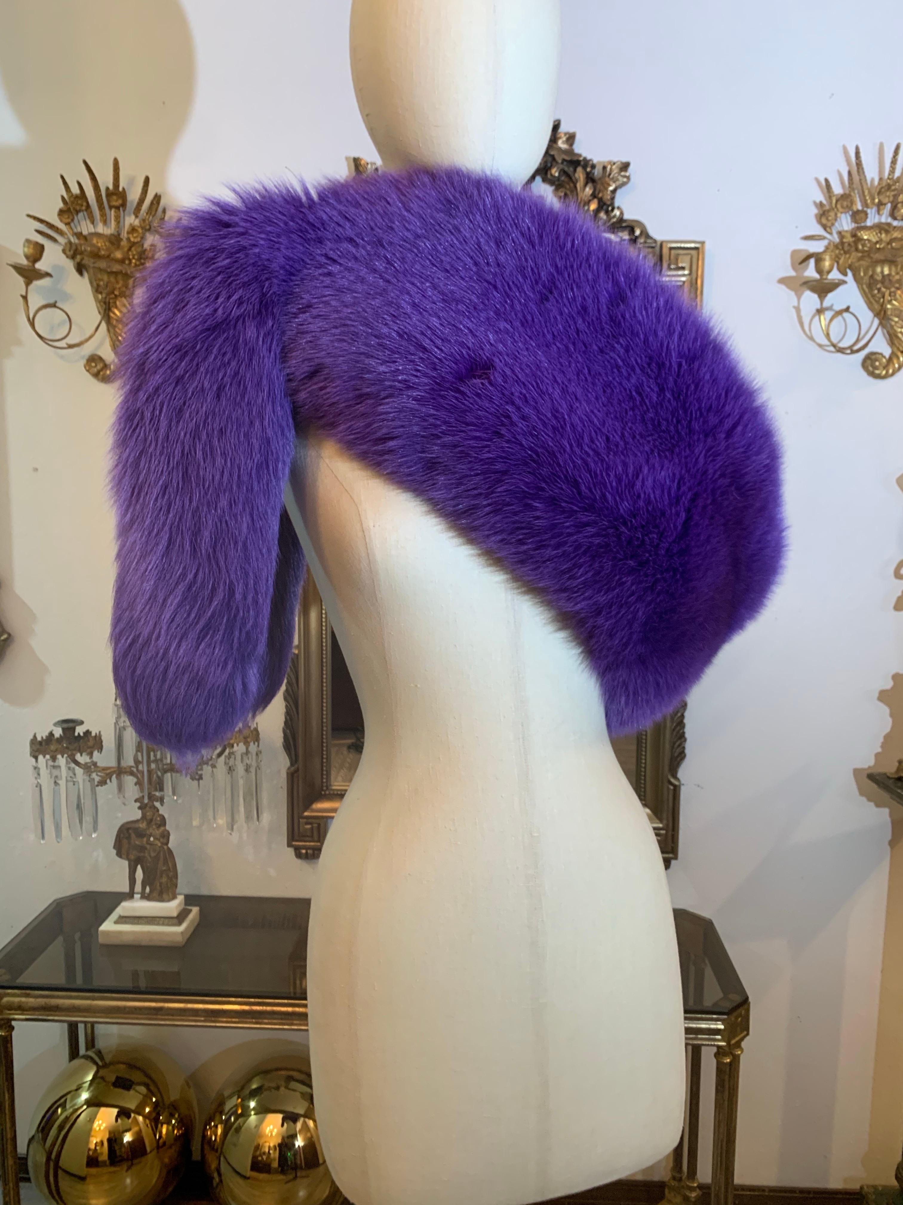 Custom-Made 1990s Valentino Large Regal Purple Dyed Fox Fur Fling w Fox Tails 13