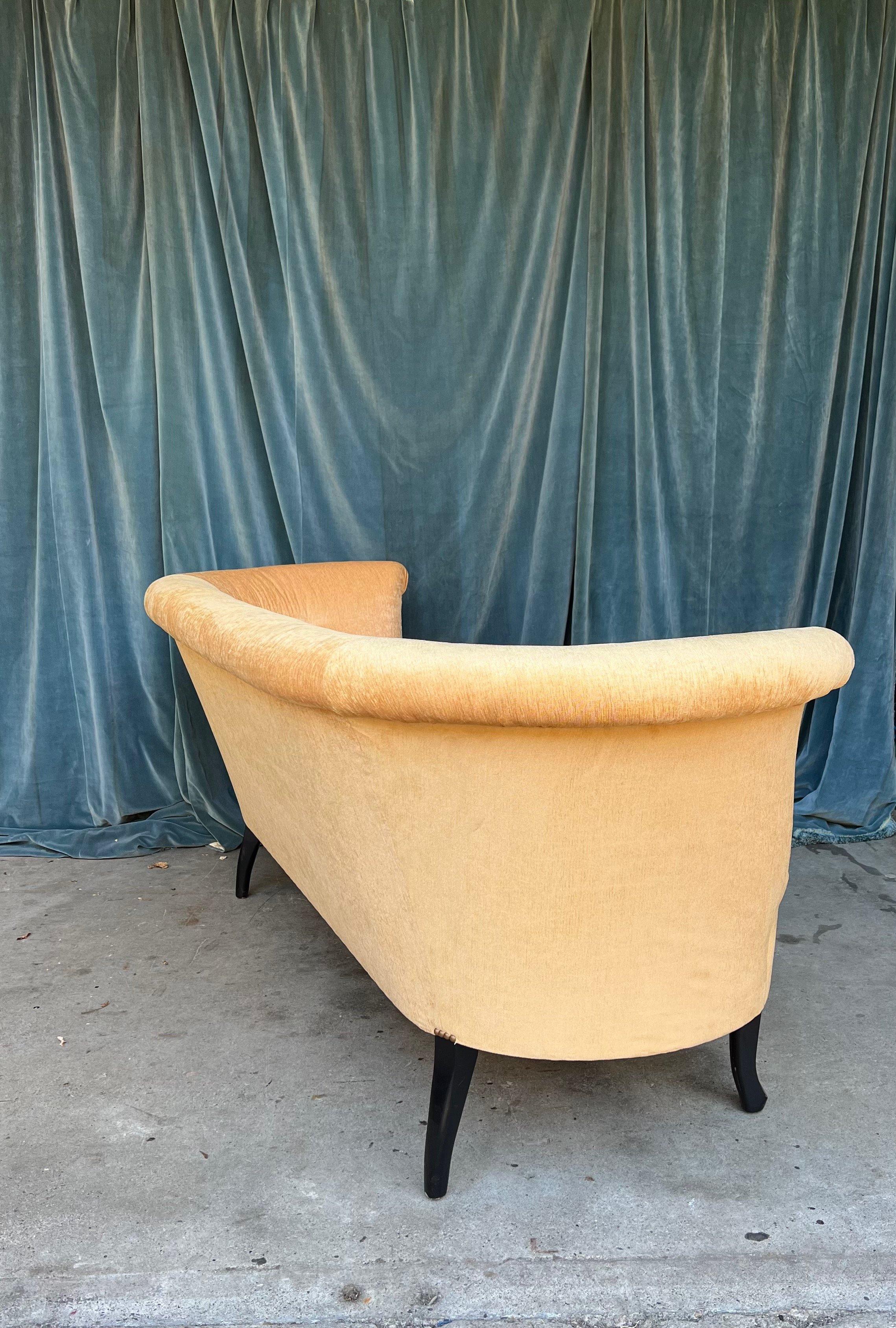 Maßgefertigtes Sofa im Art-Déco-Stil im Zustand „Gut“ im Angebot in Buchanan, NY