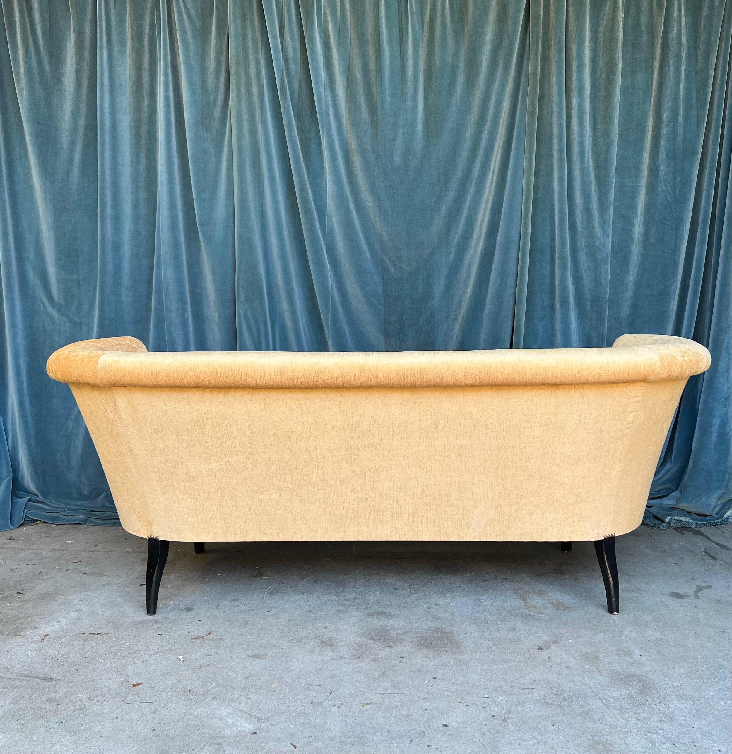 Maßgefertigtes Sofa im Art-Déco-Stil (Stoff) im Angebot
