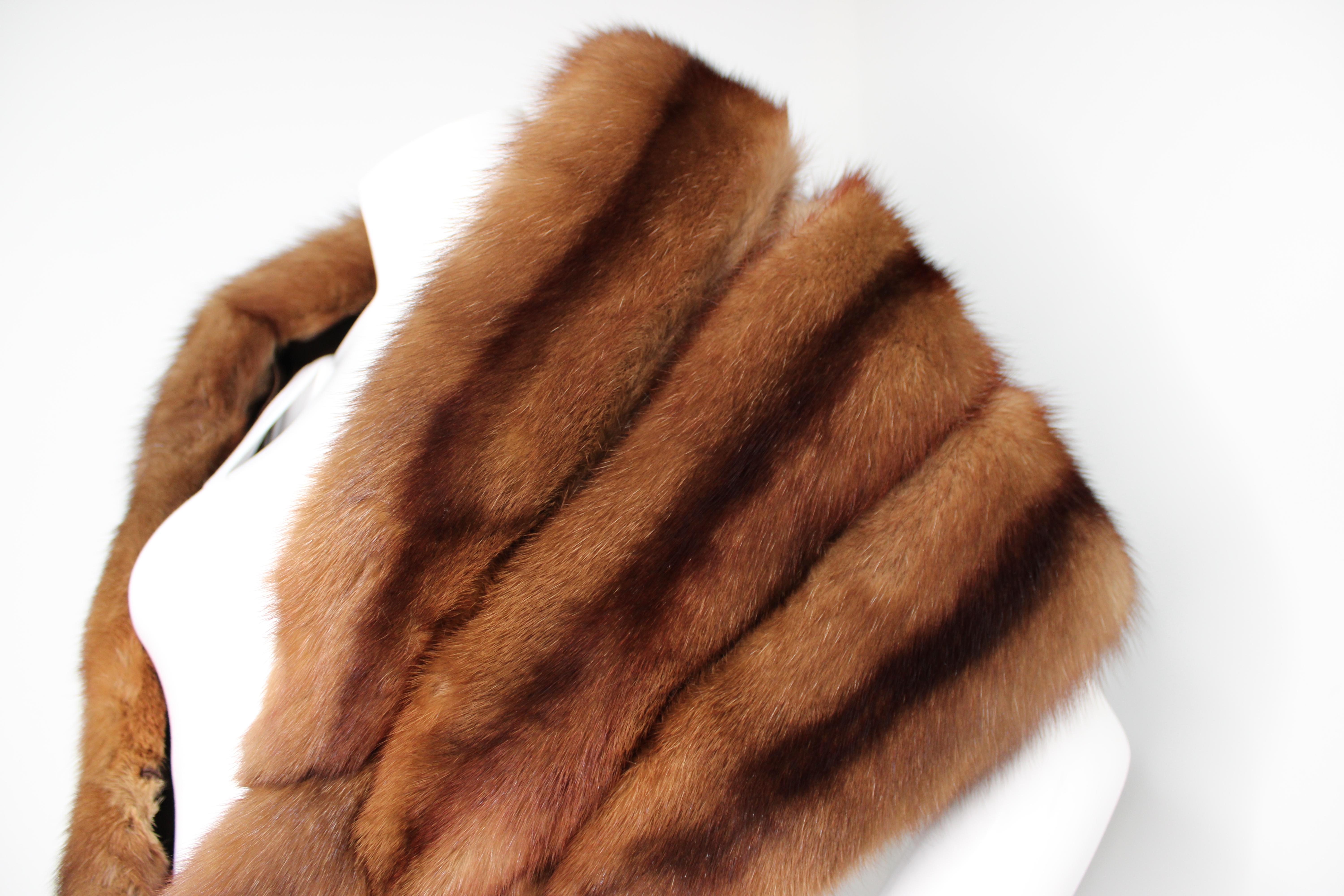 De las mujeres Custom-Made Brown Mink Fur Stole Shawl circa 1960s en venta