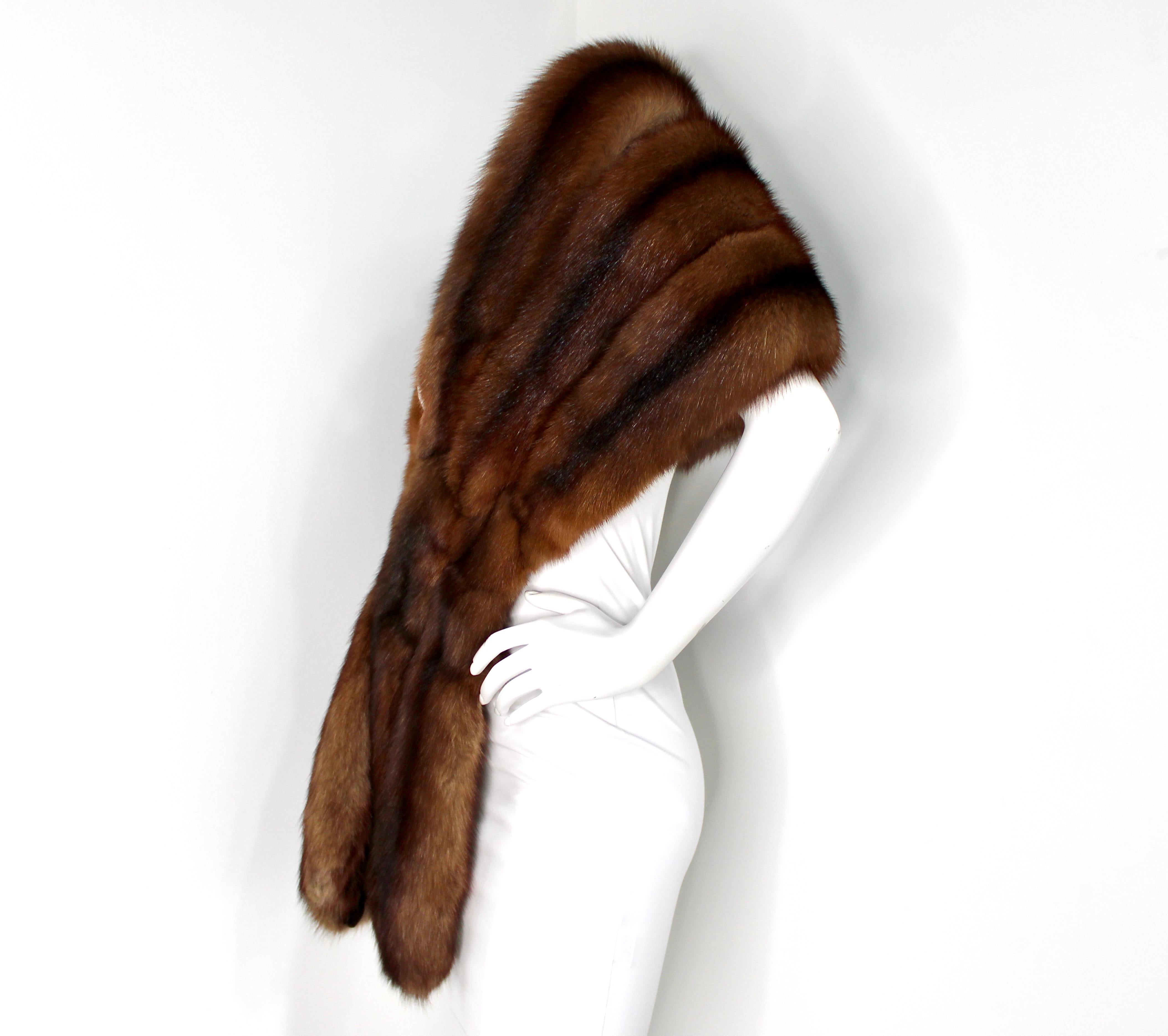 Custom-Made Brown Mink Fur Stole Shawl circa 1960s en venta 2