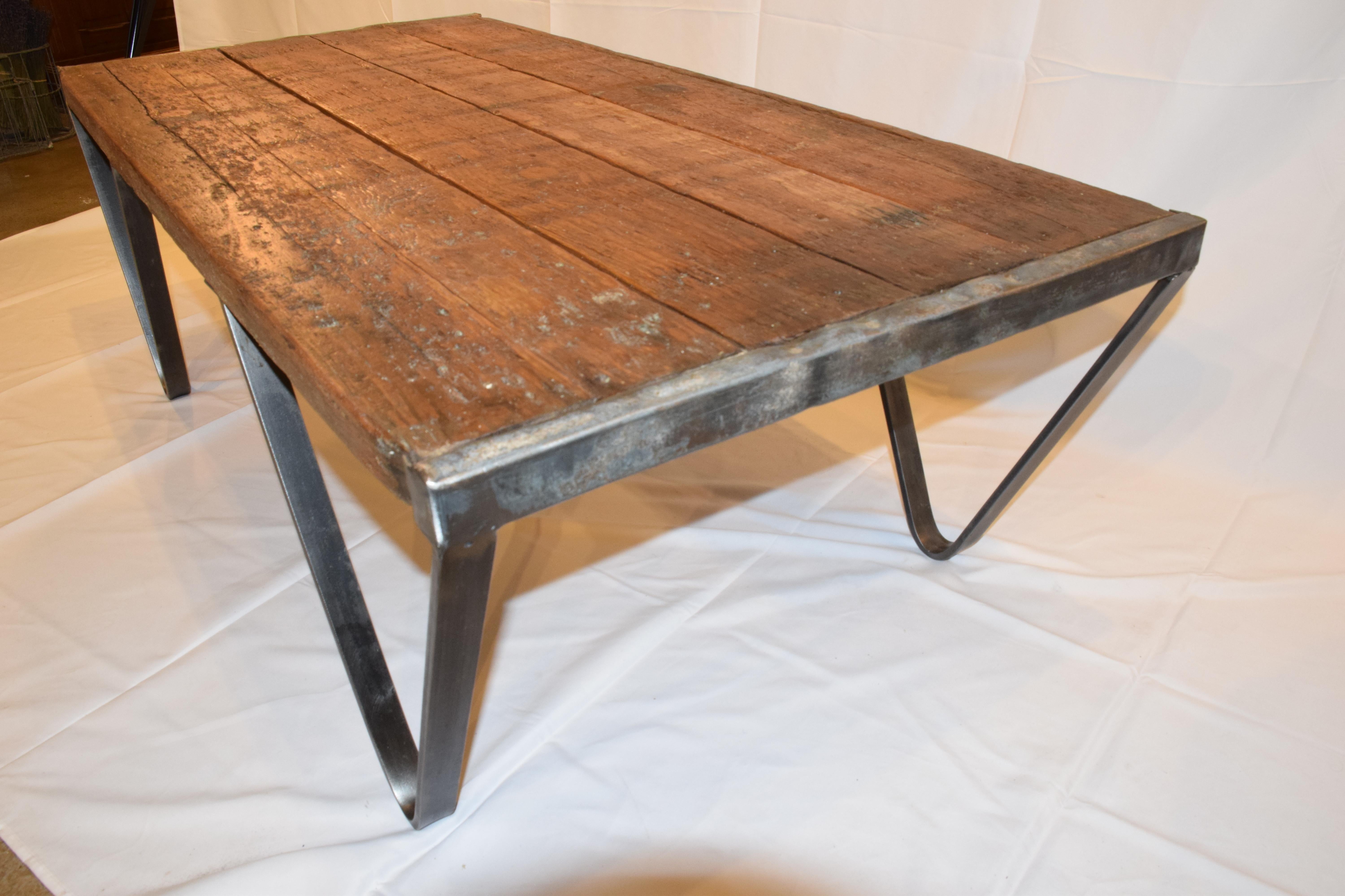 Custom Made Coffee Table, Antique French Brick Layers Pallet 1