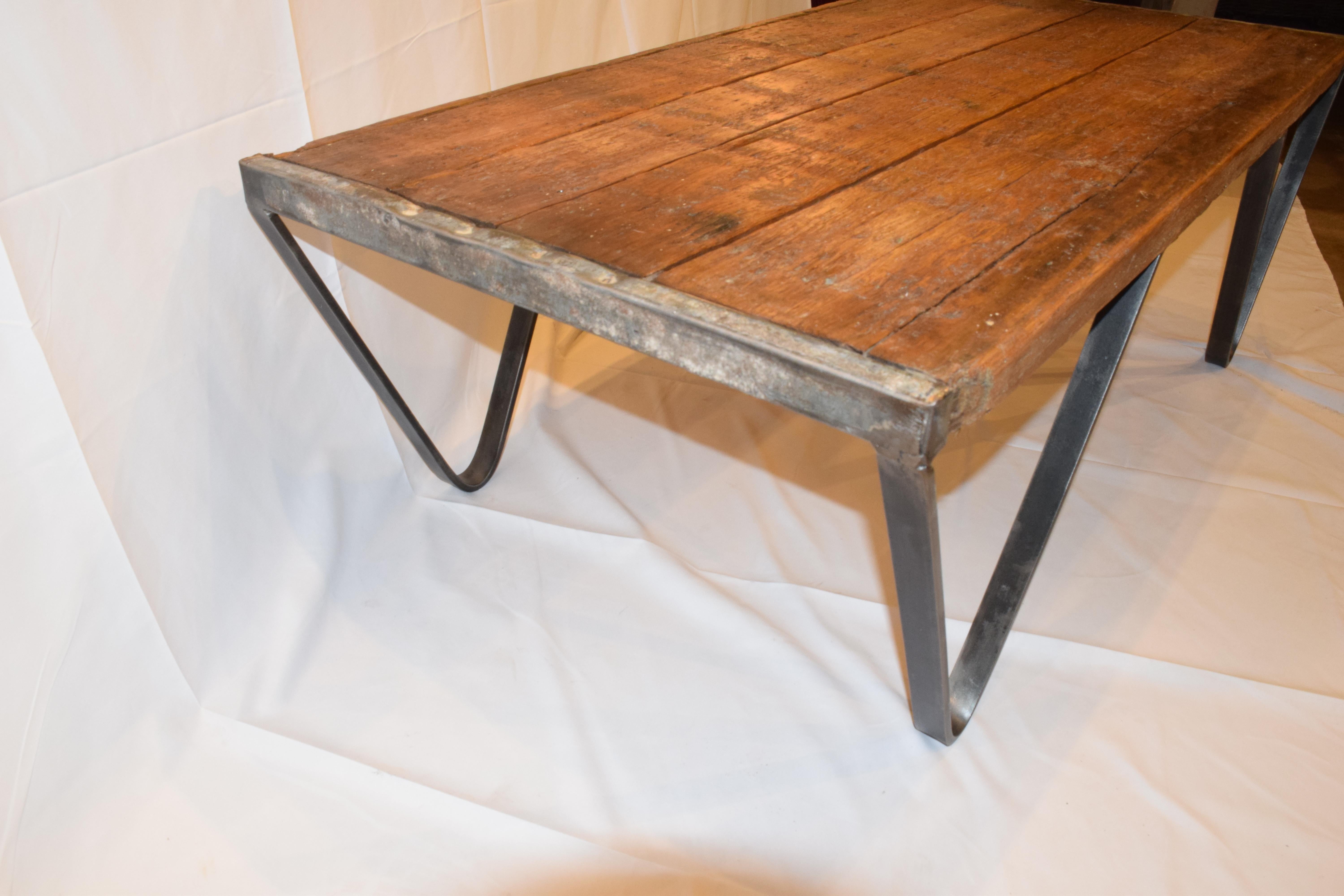 Custom Made Coffee Table, Antique French Brick Layers Pallet 2