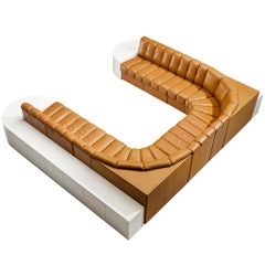 Custom-made De Sede Living Room Sofa Unit in Leather and Lacquered Wood 