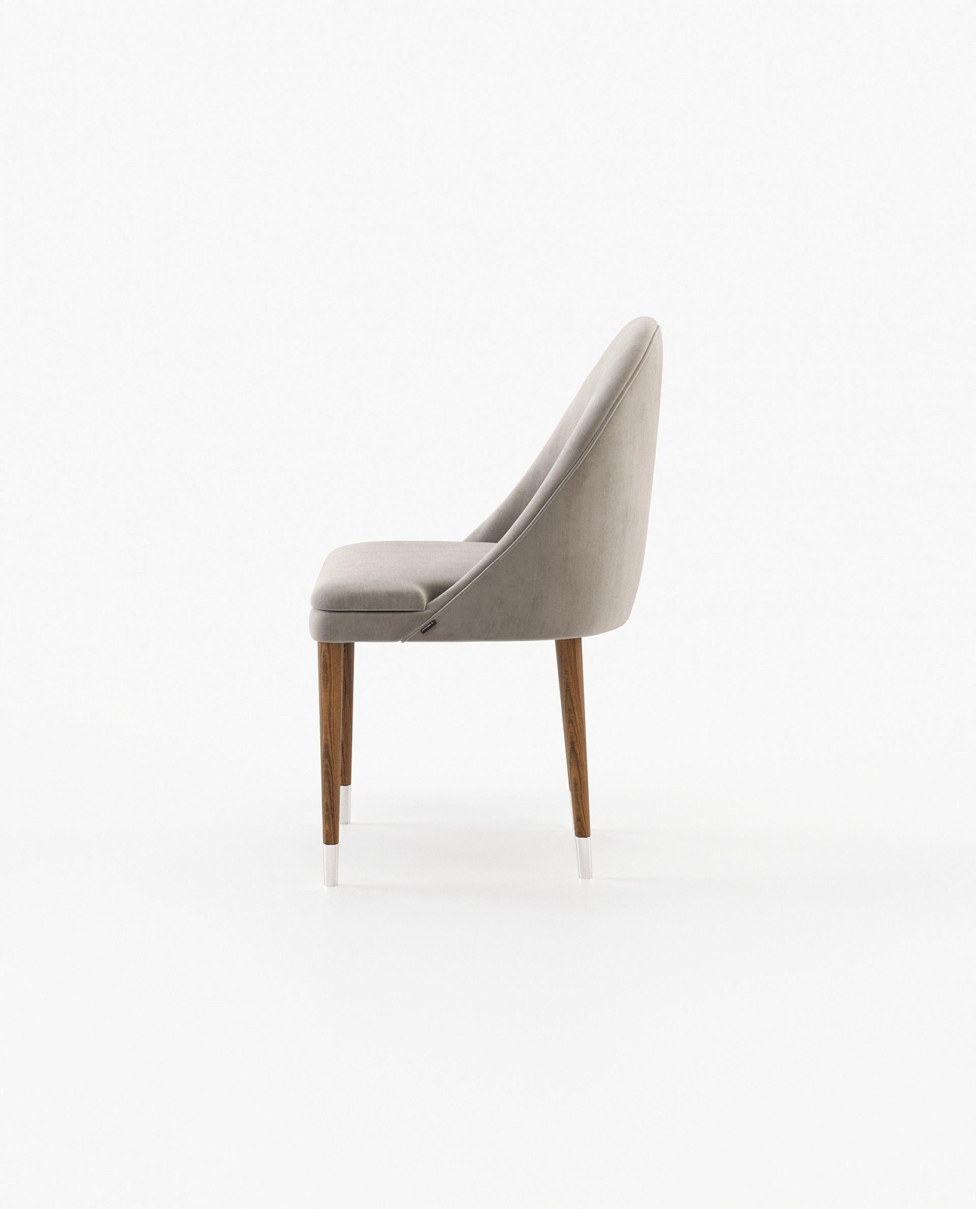 CUSTOM MADE Chaise design sur mesure avec des am designs et une Silhouette épurée/Velvet en vente 3