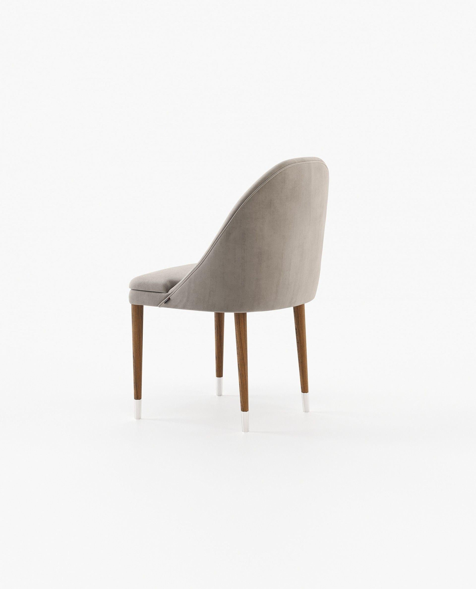 CUSTOM MADE Chaise design sur mesure avec des am designs et une Silhouette épurée/Velvet en vente 4