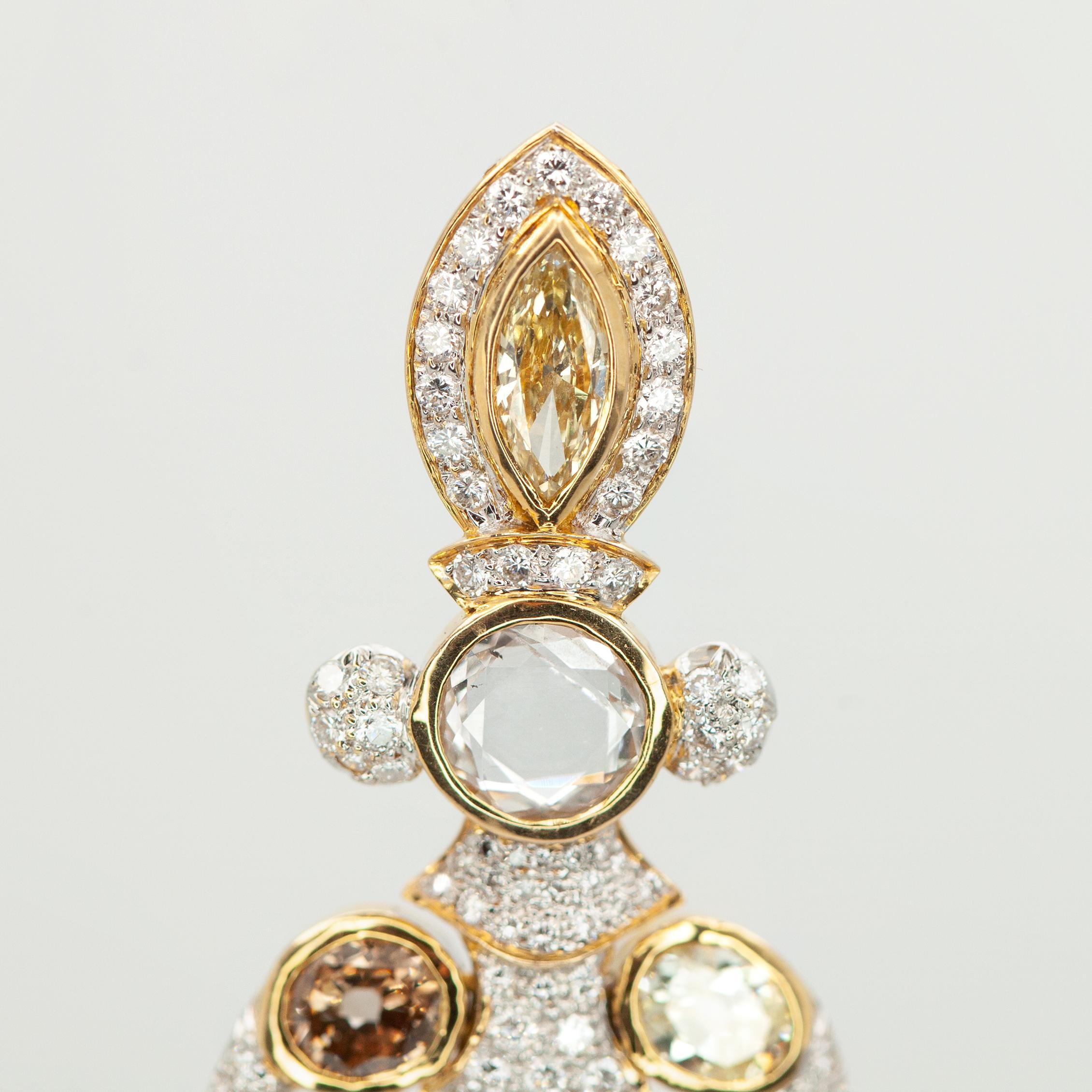 CUSTOM MADE Diamant-Figur-Anhänger aus 18K Gelbgold - 8,0 Karat im Zustand „Hervorragend“ im Angebot in New York, NY