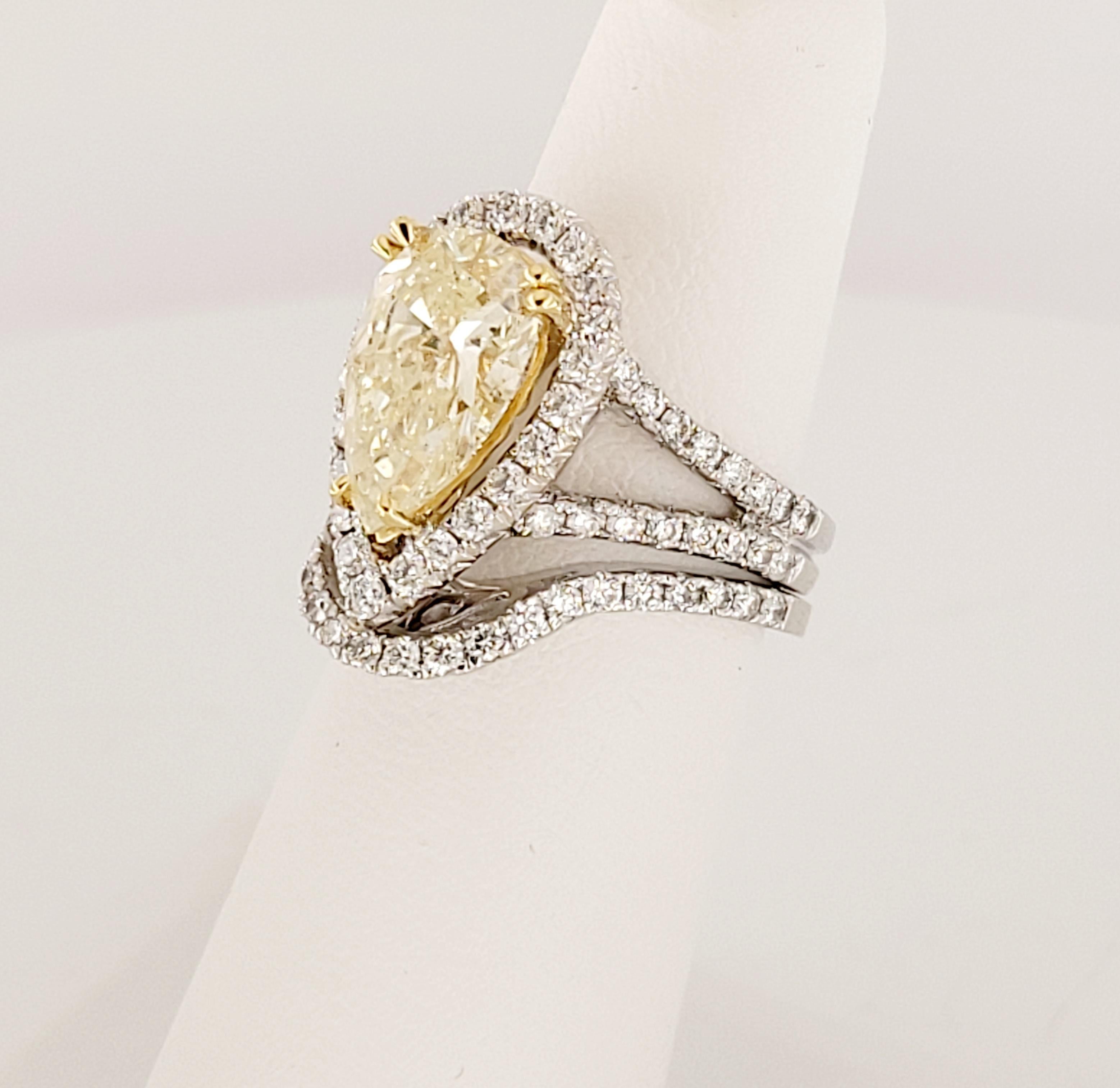 Custom Made Diamond Ring in 14K White Gold For Sale 1