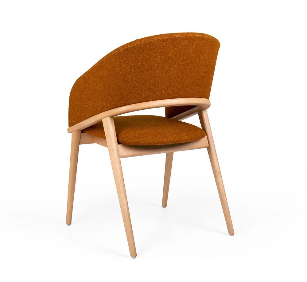 Sedia da pranzo su misura con schienale ergonomico curvo per un comfort eccezionale in vendita 2