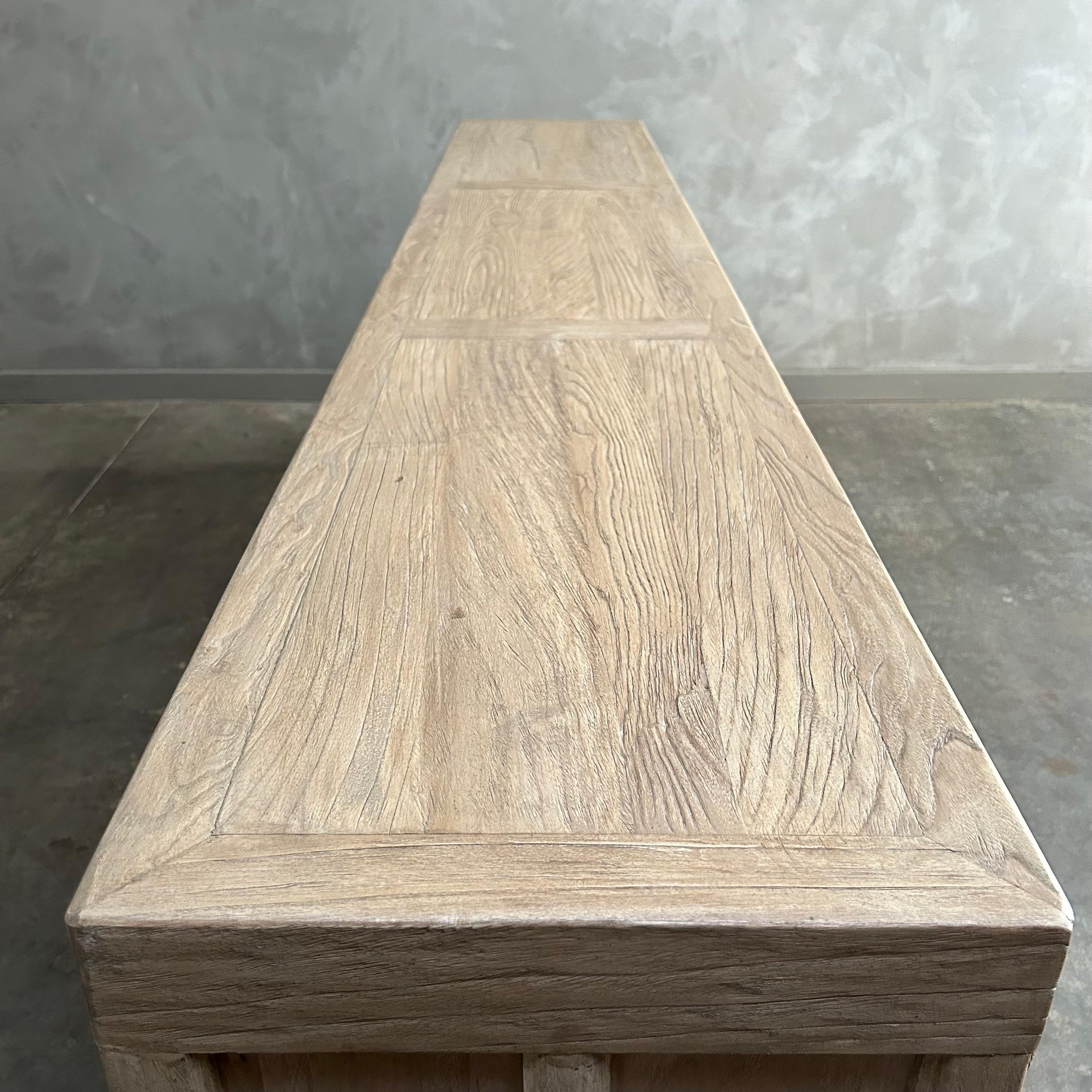 CUSTOM Wood MADE Cabinet d'apothicaire en bois d'orme en finition naturelle en vente 3