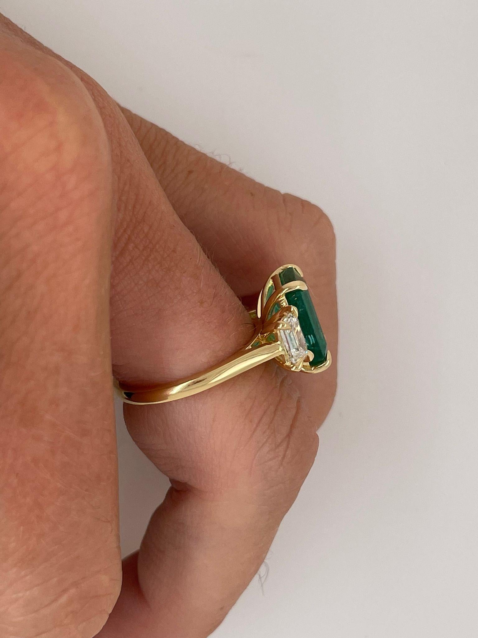 For Sale:  Custom made 3.50ct Emerald and diamond Trilogy style ring in 18ct yellow gold  9