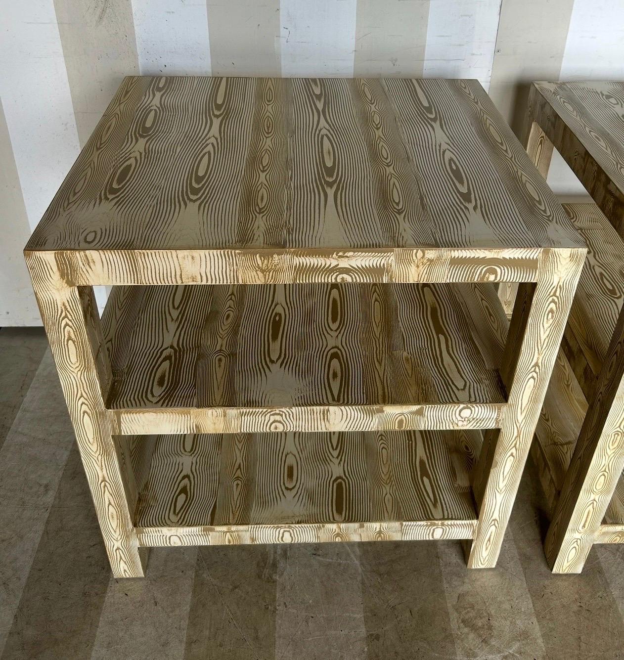 Bois Custom made Emily side table in hand painted bronze faux bois finish en vente