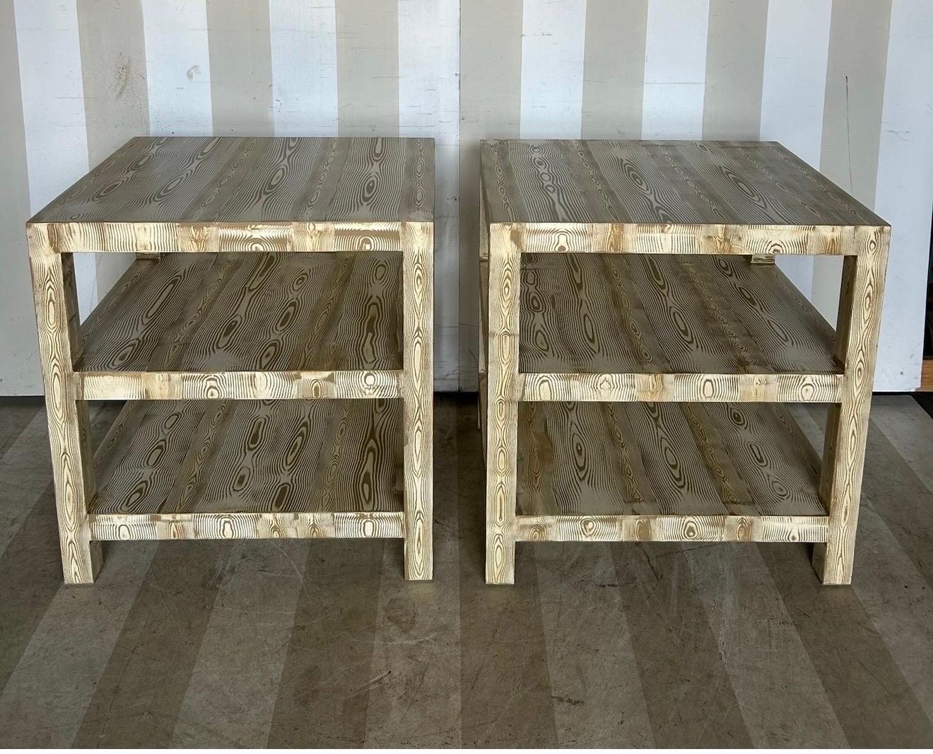 Custom made Emily side table in hand painted bronze faux bois finish en vente 1