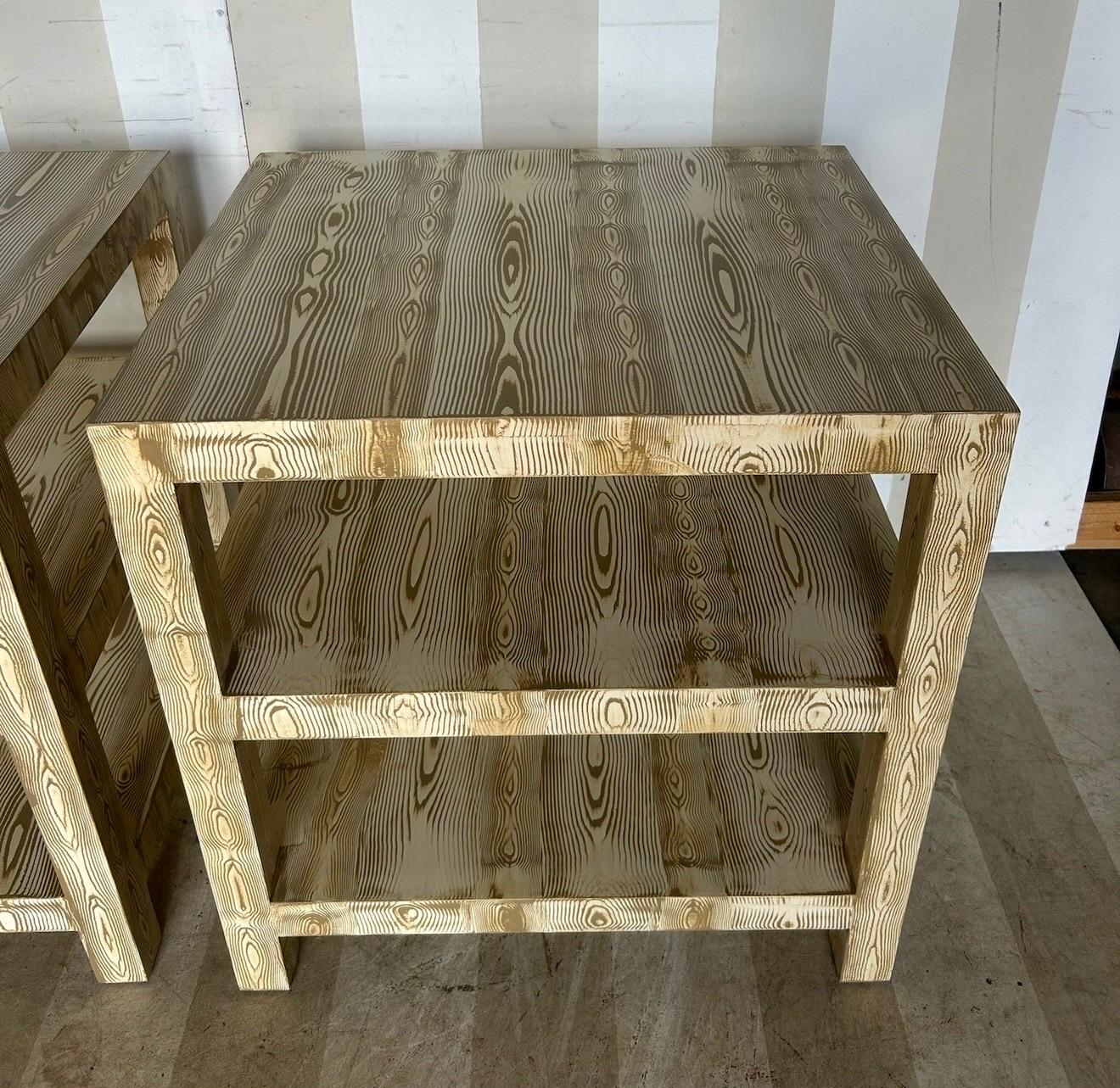 Custom made Emily side table in hand painted bronze faux bois finish en vente 2