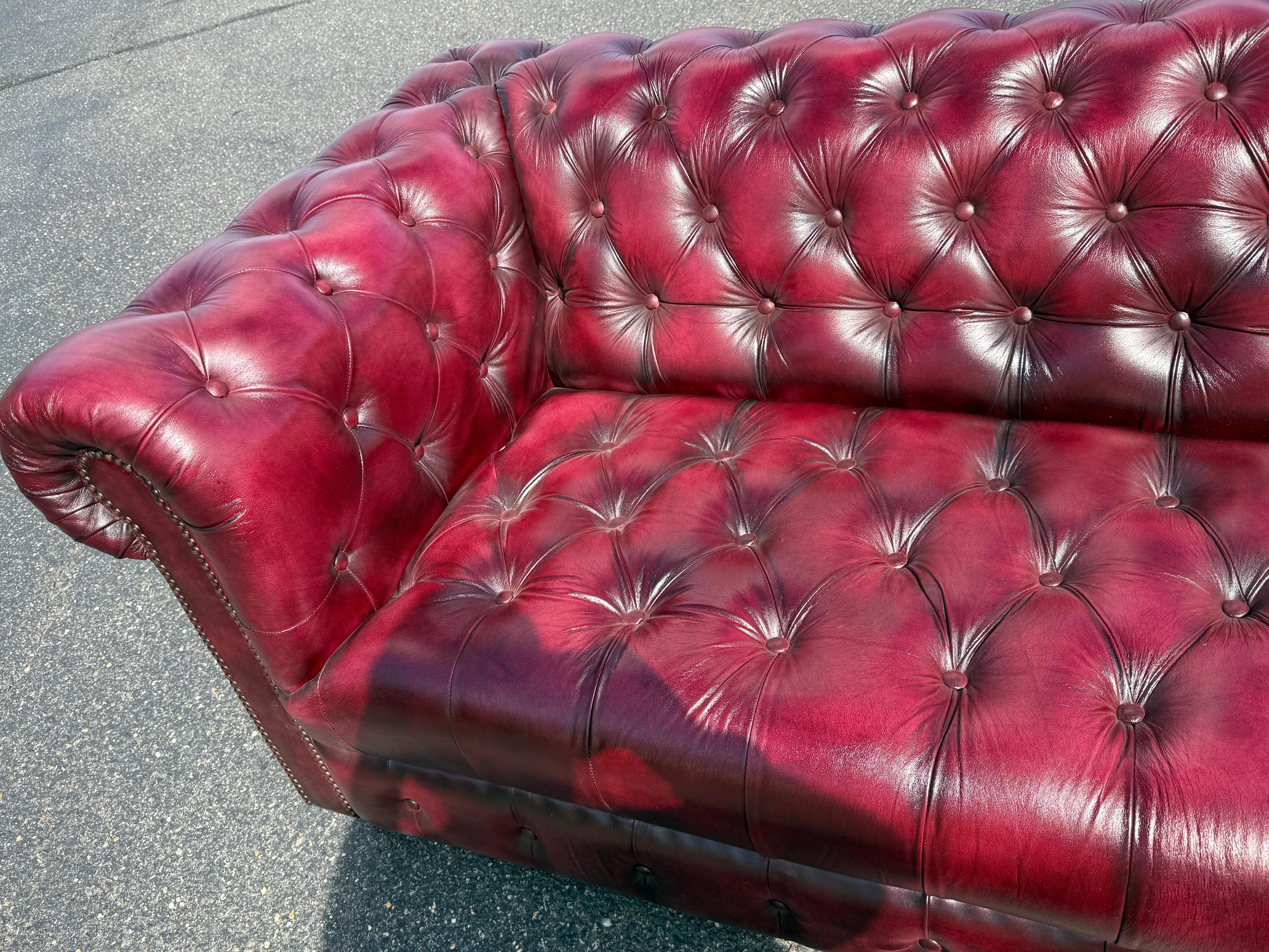Custom-Made English Leather Oxblood Tufted Bench 87 inch Chesterfield Sofa For Sale 5