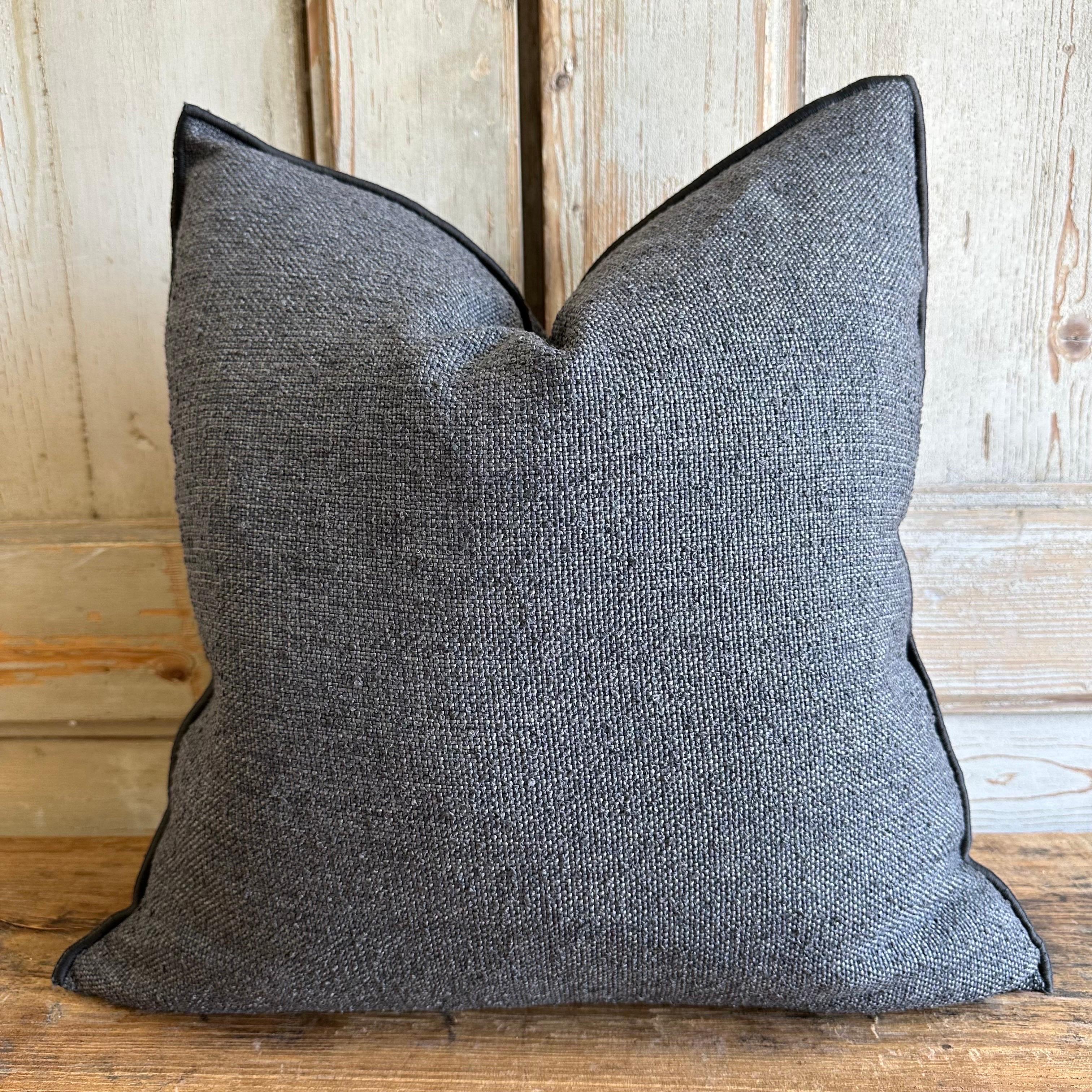 Welcome to bloomhomeinc we stock over 2000 items, please scroll down and click view sellers other items to see more!

Outdoor safe pillows in a natural textured linen fabric.
Size: 20x20
Color: Charbon (a dark charcoal gray)
-Zipper closure
-Custom