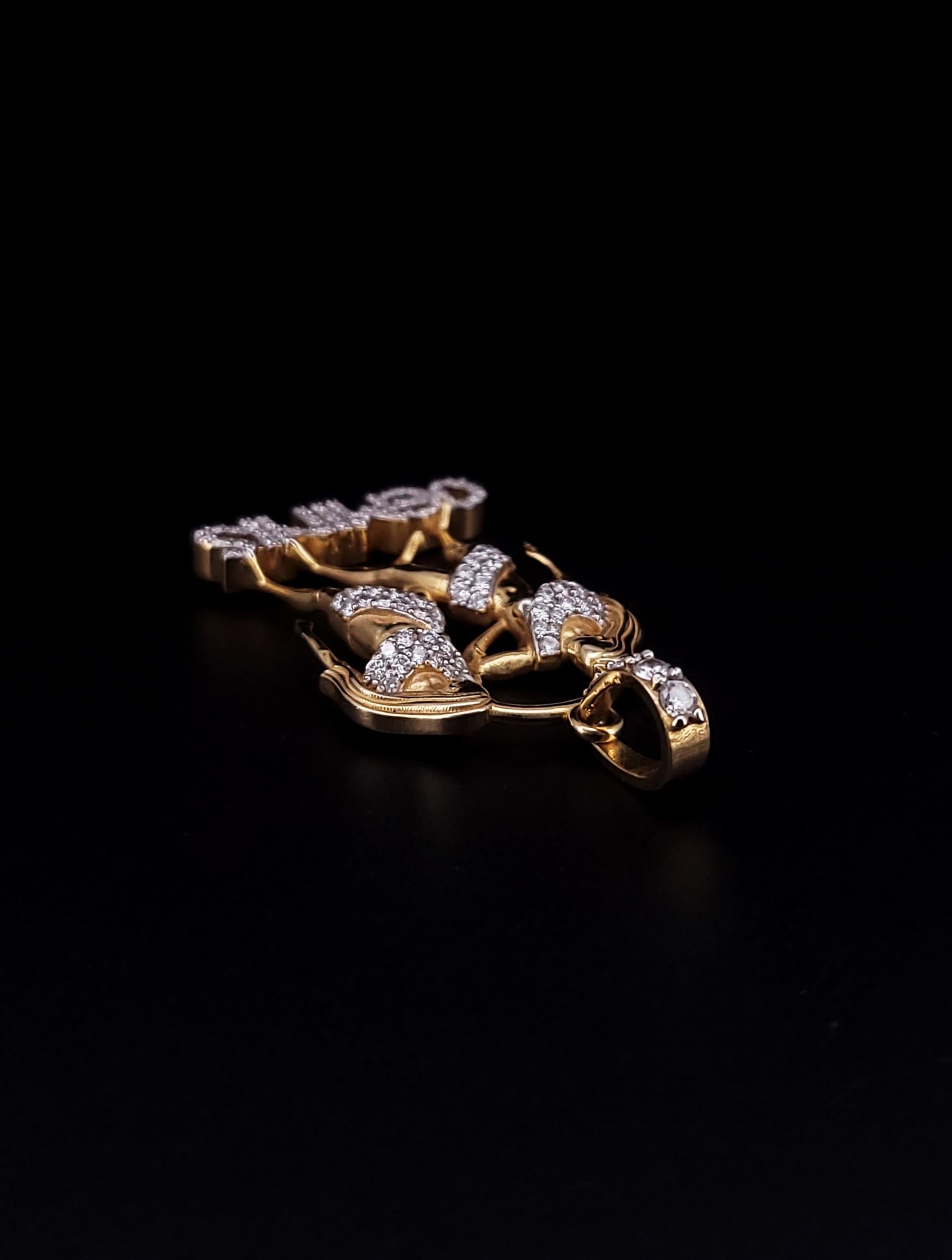 CUSTOM MADE Pendentif en or jaune 14 carats avec diamants en vente 2