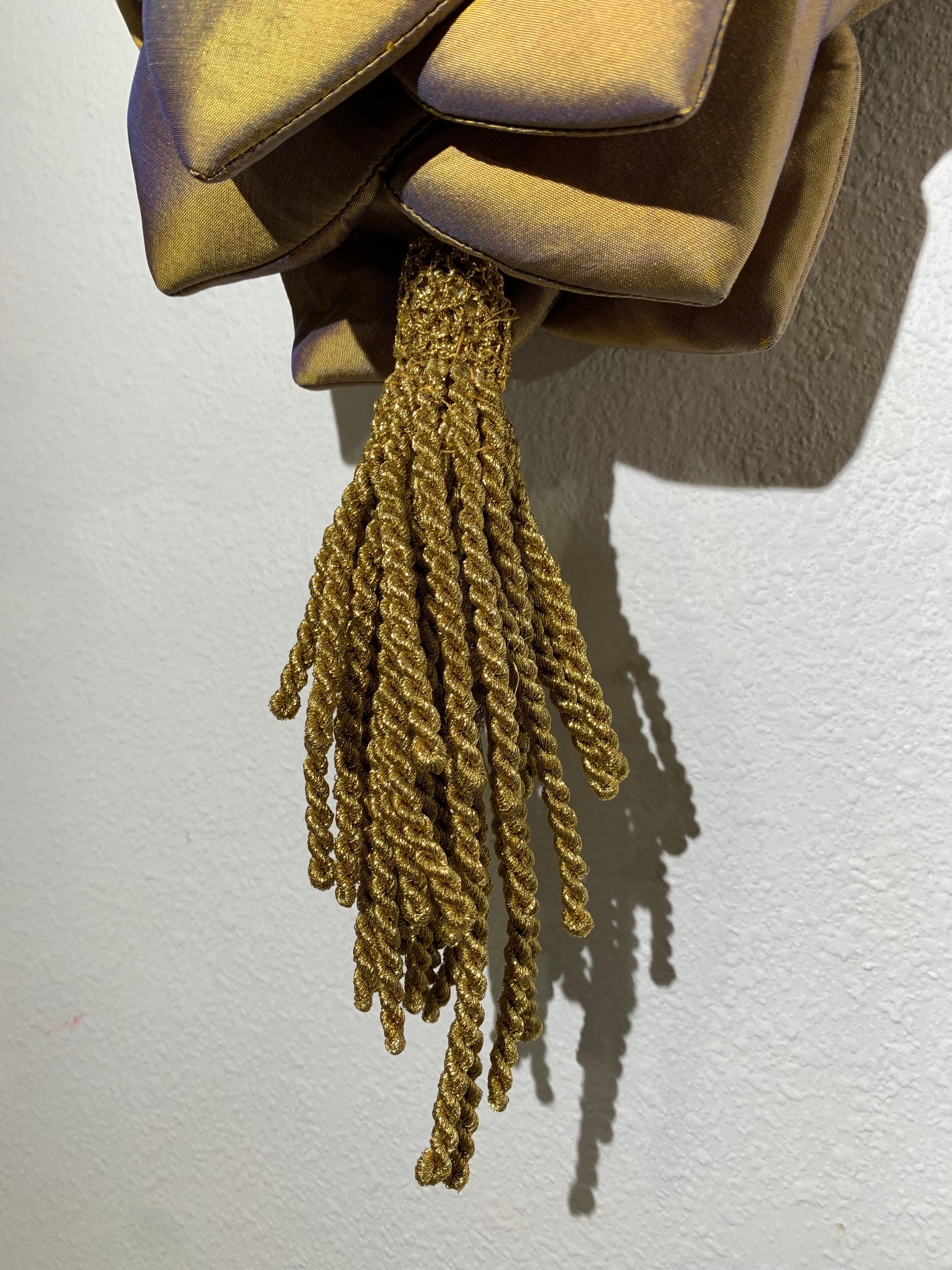 Custom-Made Gold/Purple Shimmery Silk 3-Dimensional Floral Handbag w Tassel In Excellent Condition For Sale In Gresham, OR