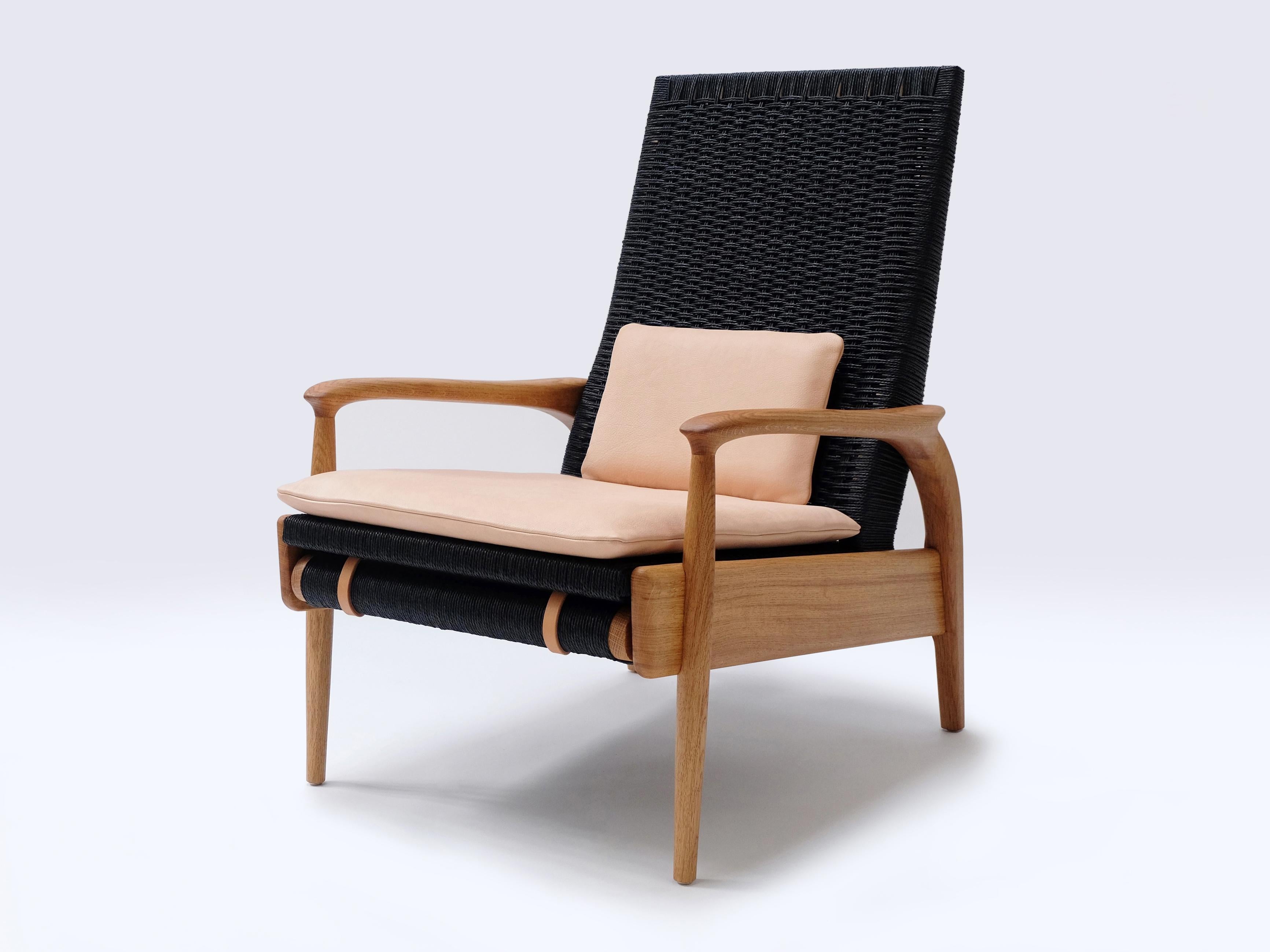Custom-Made Handcrafted Reclining Lounge Chair in Oiled Oak& Black Danish Cord For Sale 4