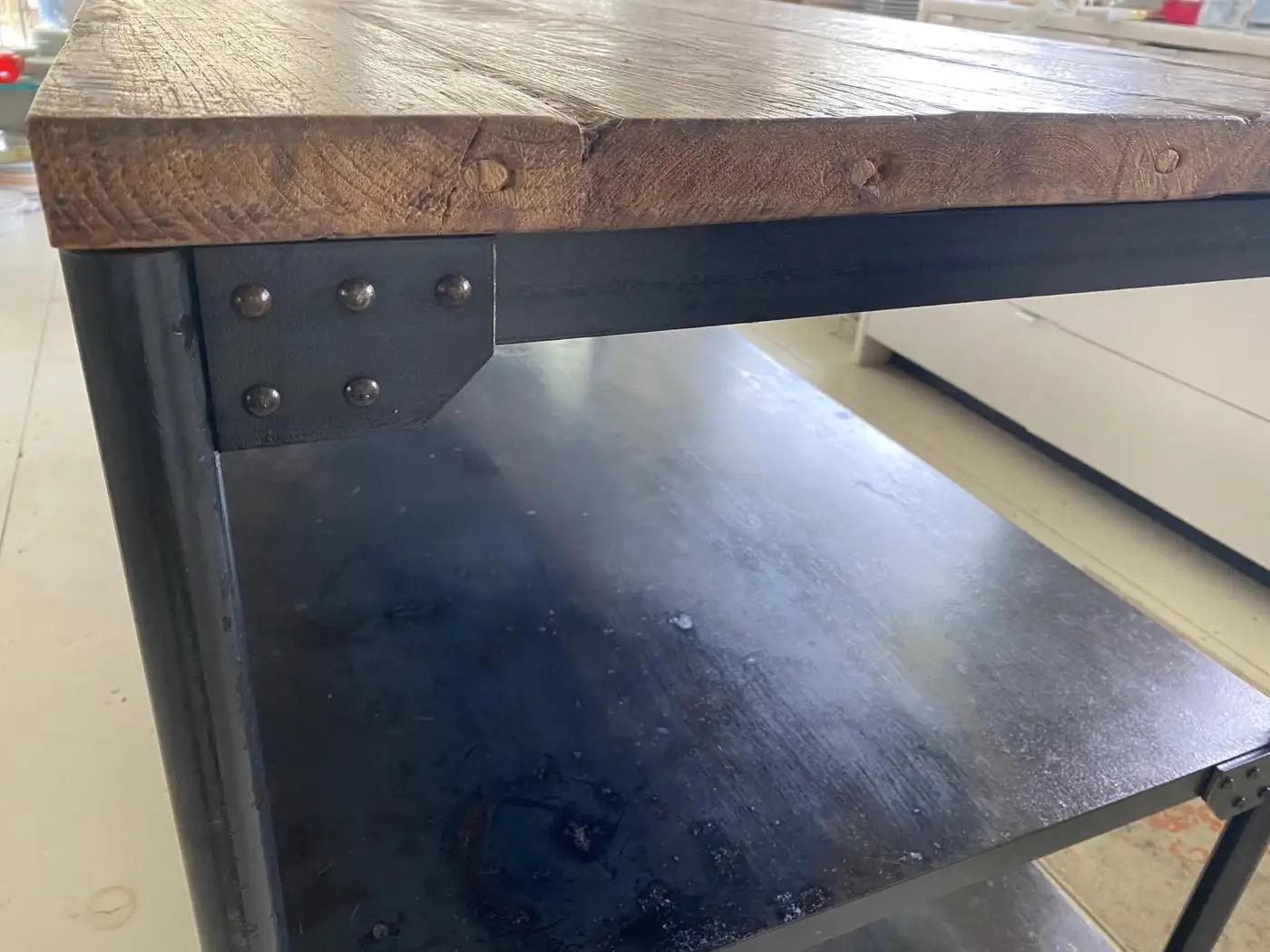 Americano Base in ferro industriale su misura per isola da cucina o tavolo da lavoro by BH&A in vendita