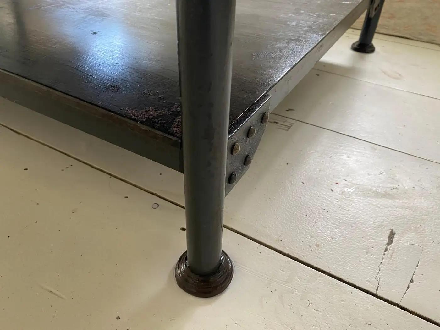 Base in ferro industriale su misura per isola da cucina o tavolo da lavoro by BH&A In condizioni Nuovo in vendita a Sheffield, MA
