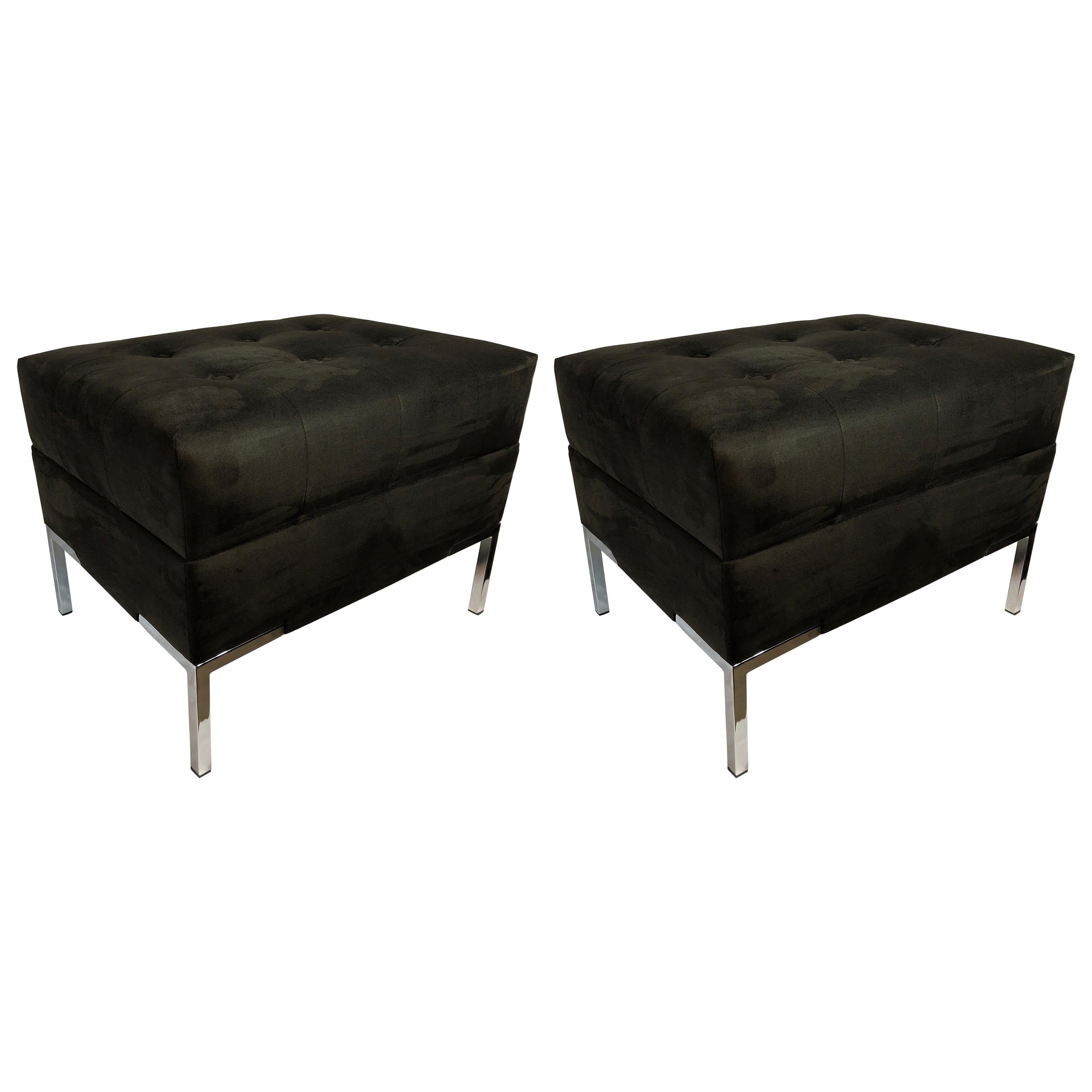 Mid-Century Modern Custom Made Integrated Leg Tufted Velvet Bench For Sale